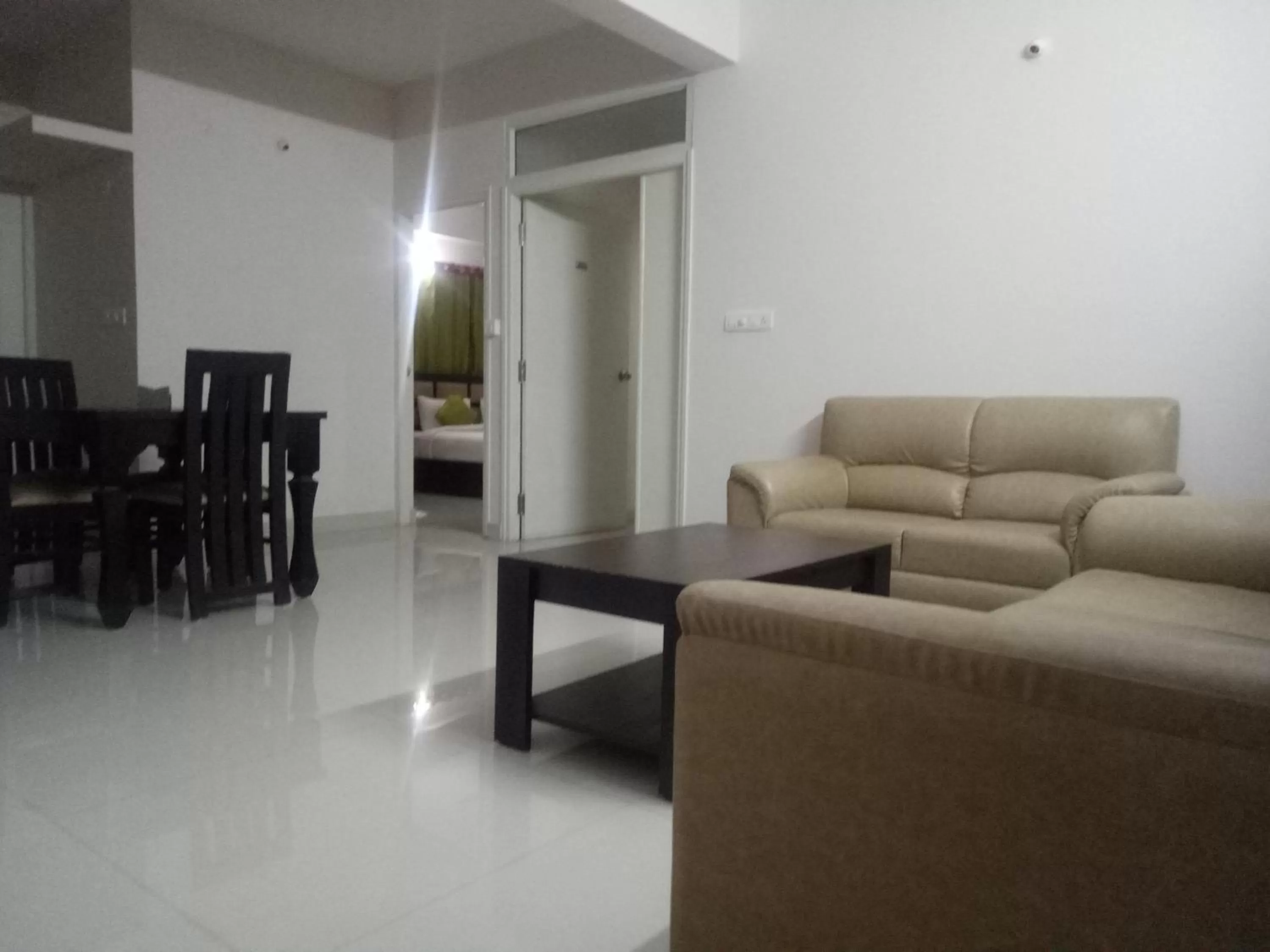 Seating area in Arra Suites kempegowda Airport Hotel