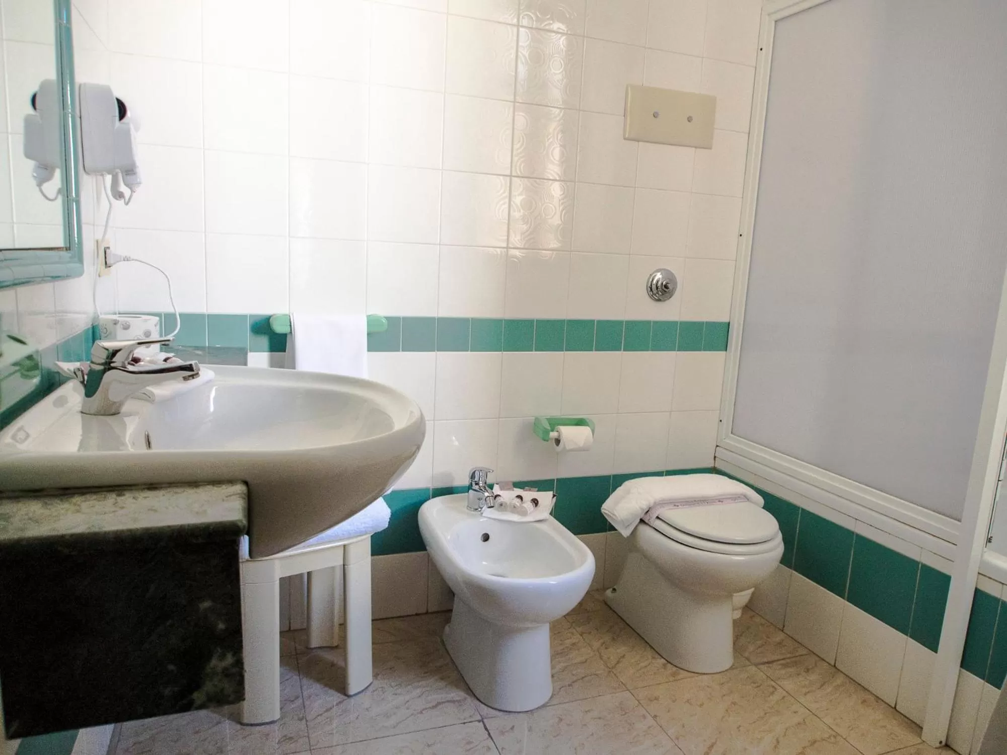 Toilet in Hotel Kroma