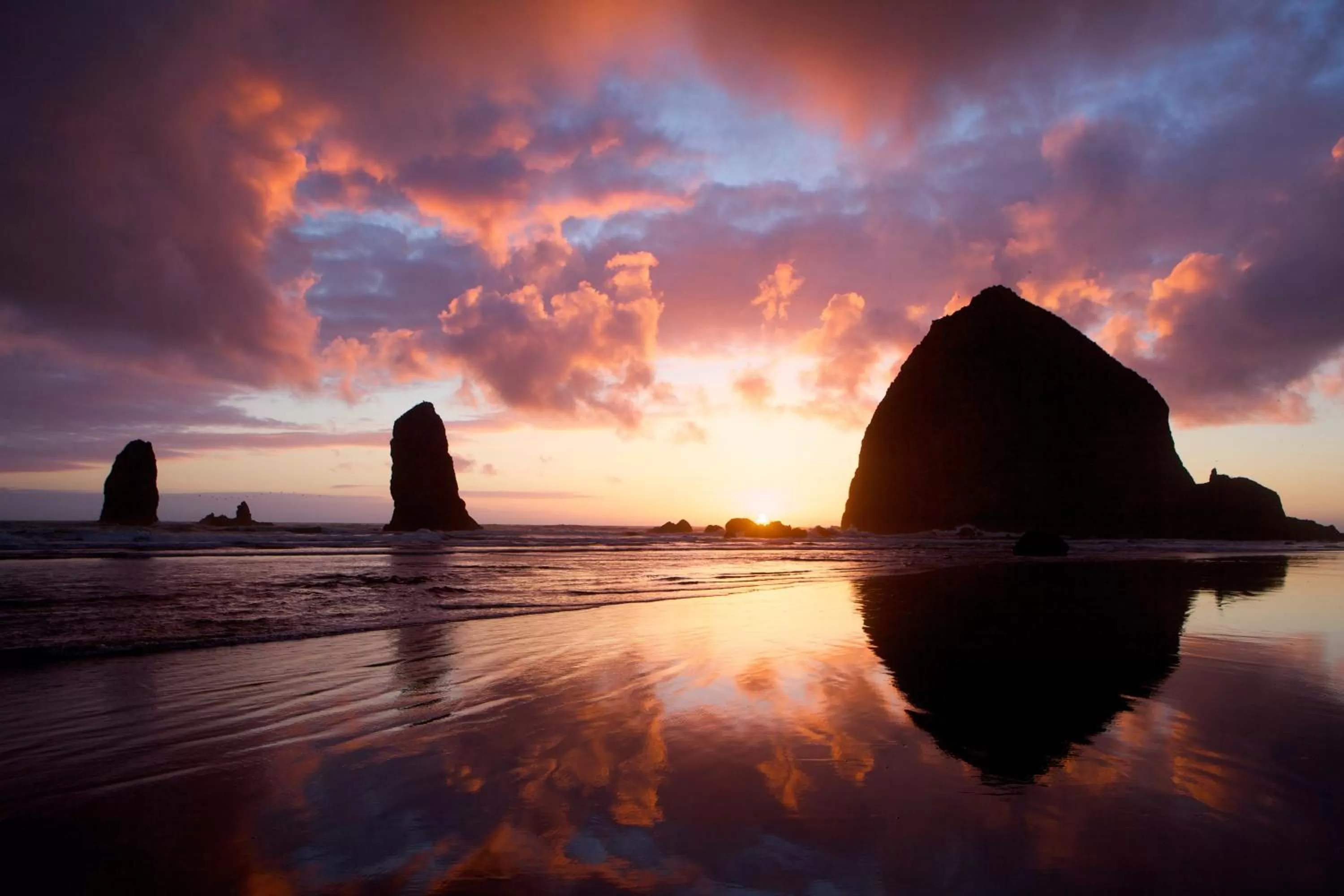 Natural landscape, Sunrise/Sunset in Inn at Cannon Beach