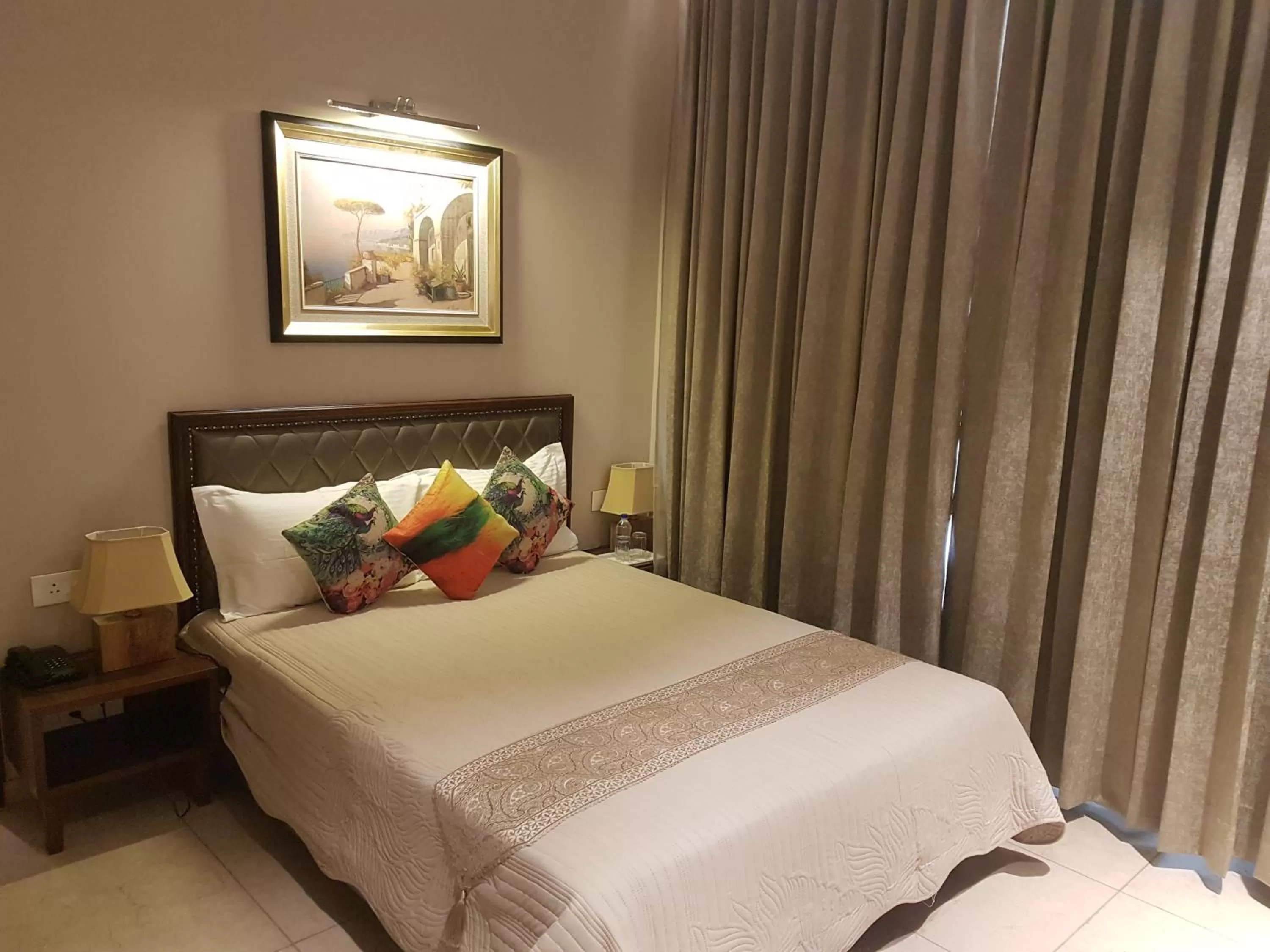 Decorative detail, Bed in Hotel Kasauli Regency Stags Not Allowed