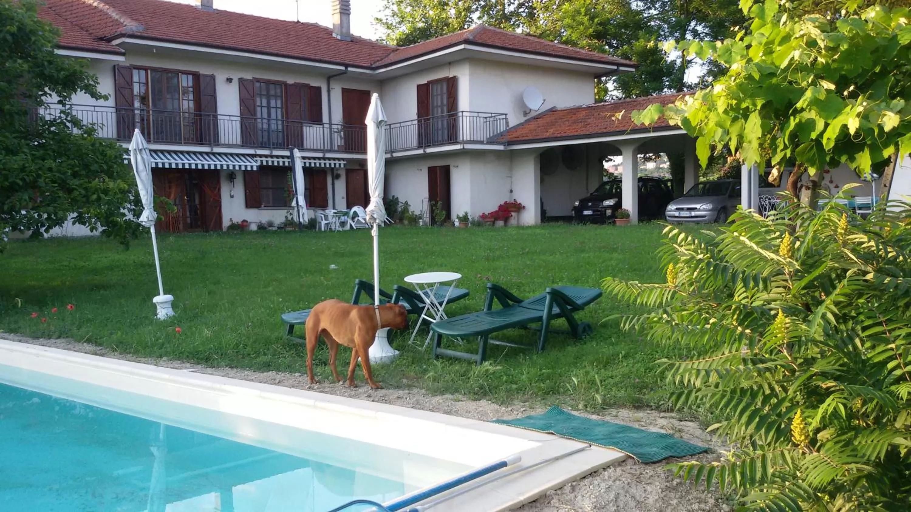 Facade/entrance, Swimming Pool in Cascina Torello