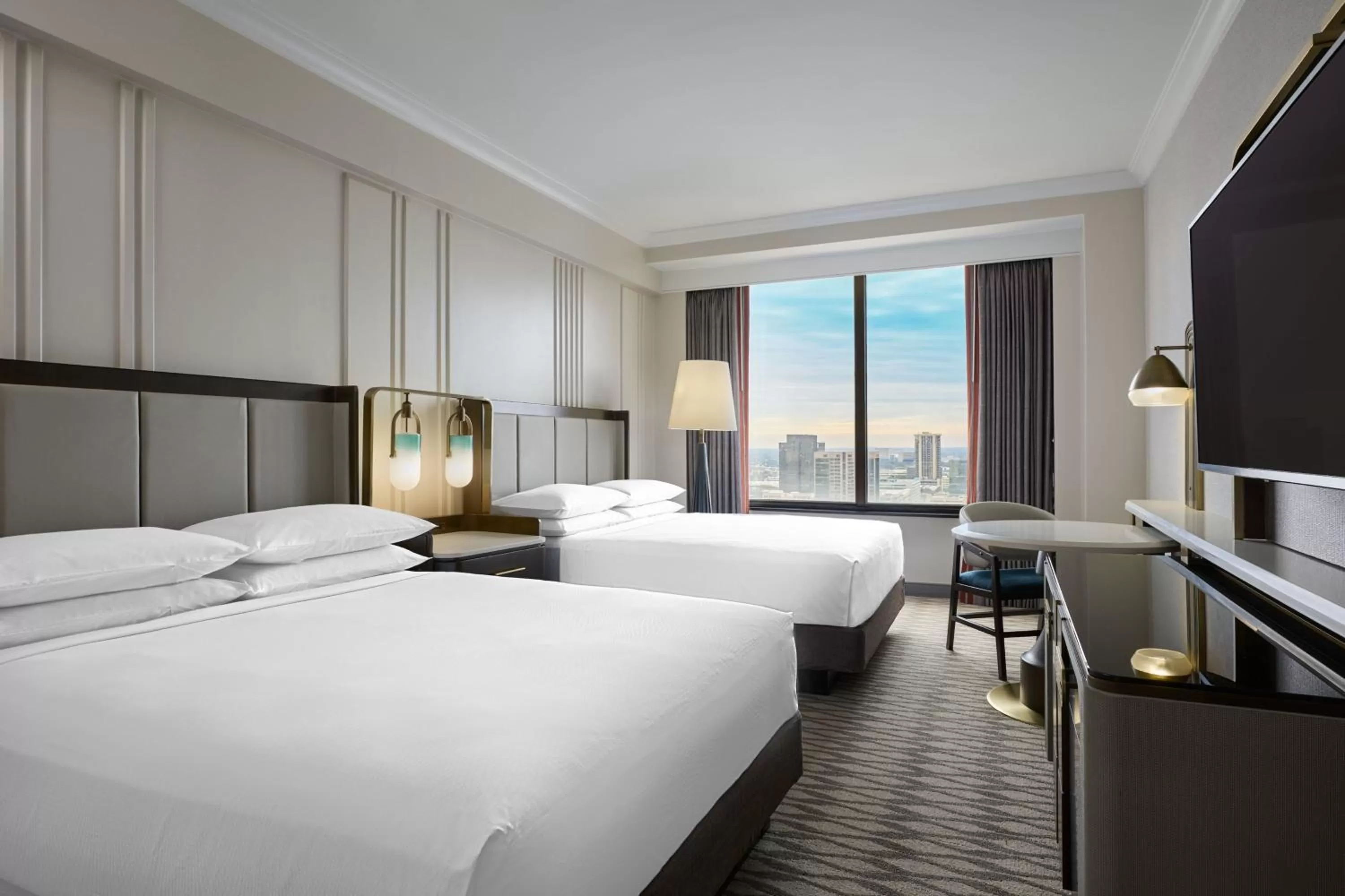 Photo of the whole room, Bed in JW Marriott Houston by the Galleria