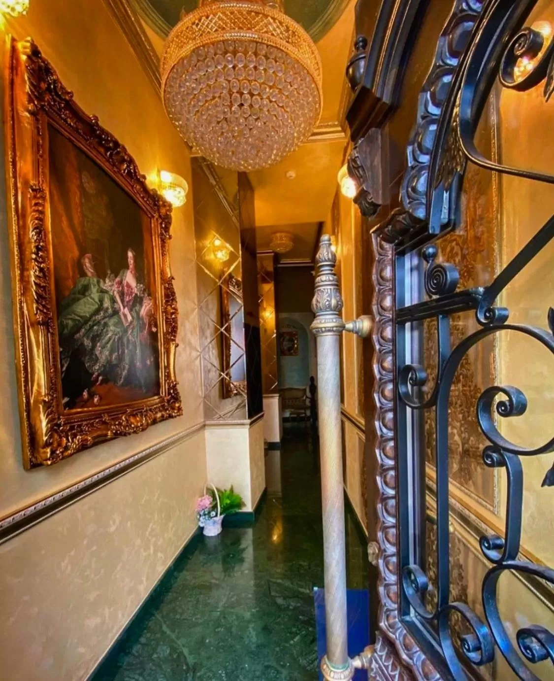 Belle Epoque Boutique (Adult Only)