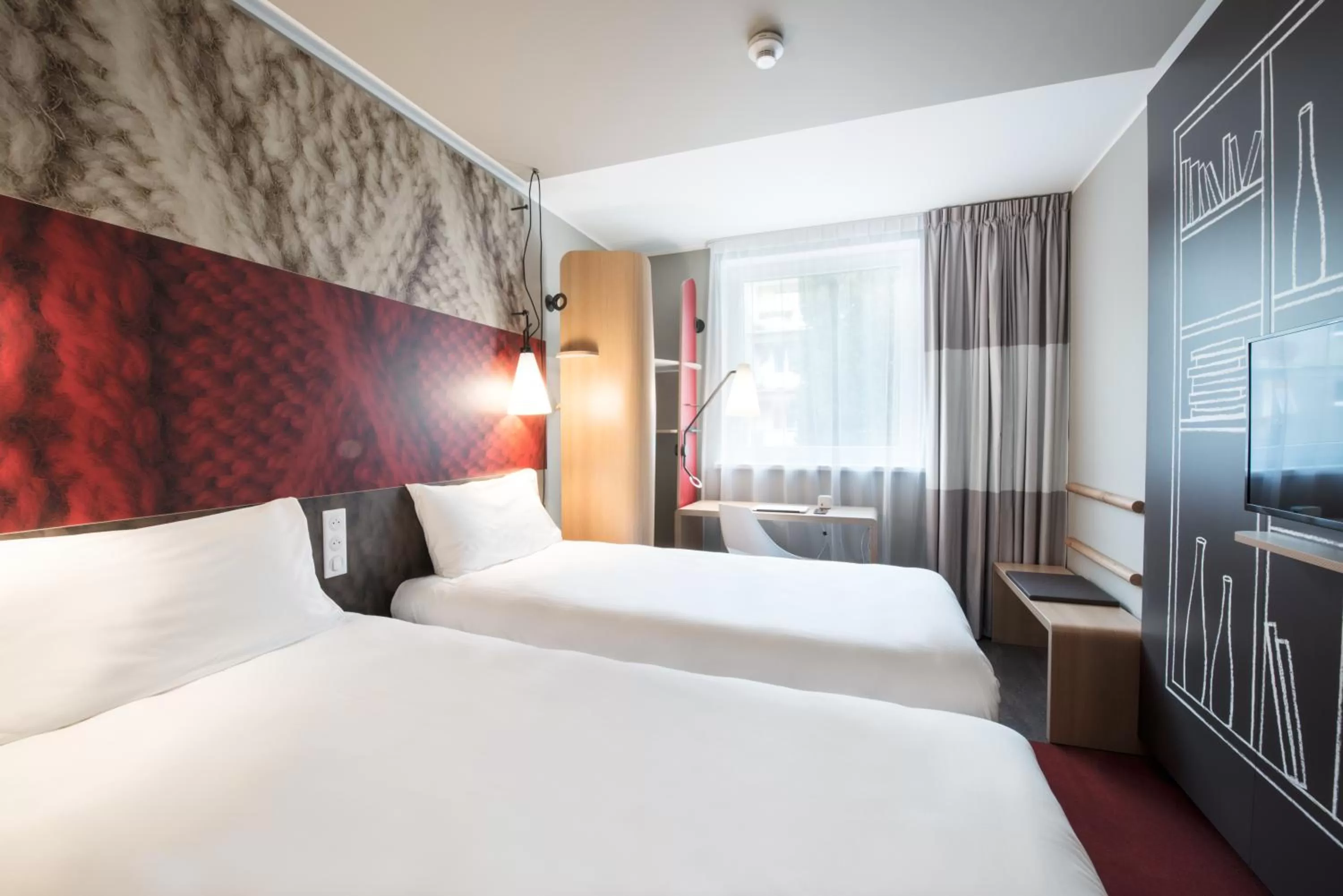 Bedroom, Bed in ibis Vilnius Centre