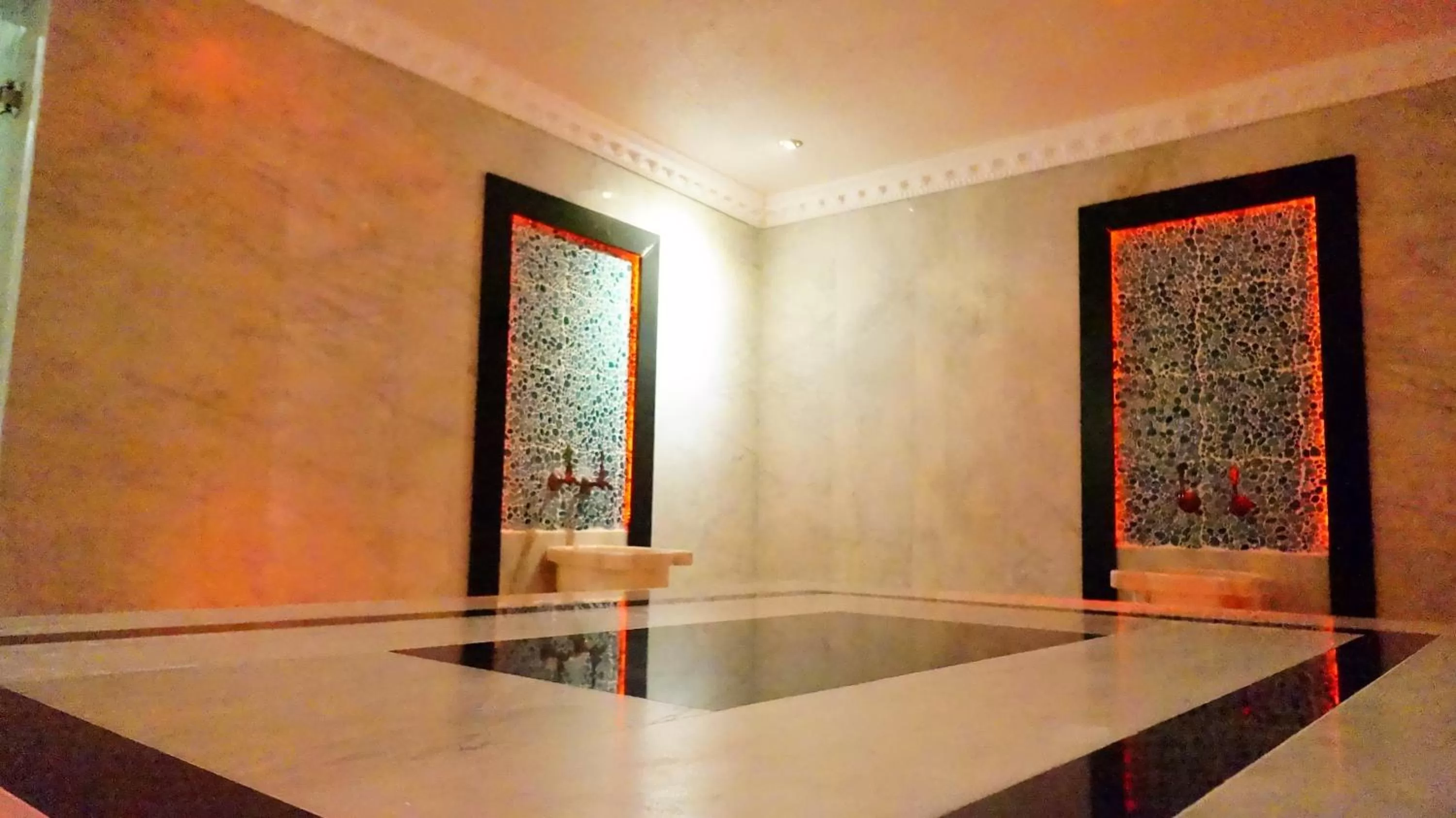 Public Bath in Arsi Enfi City Beach Hotel