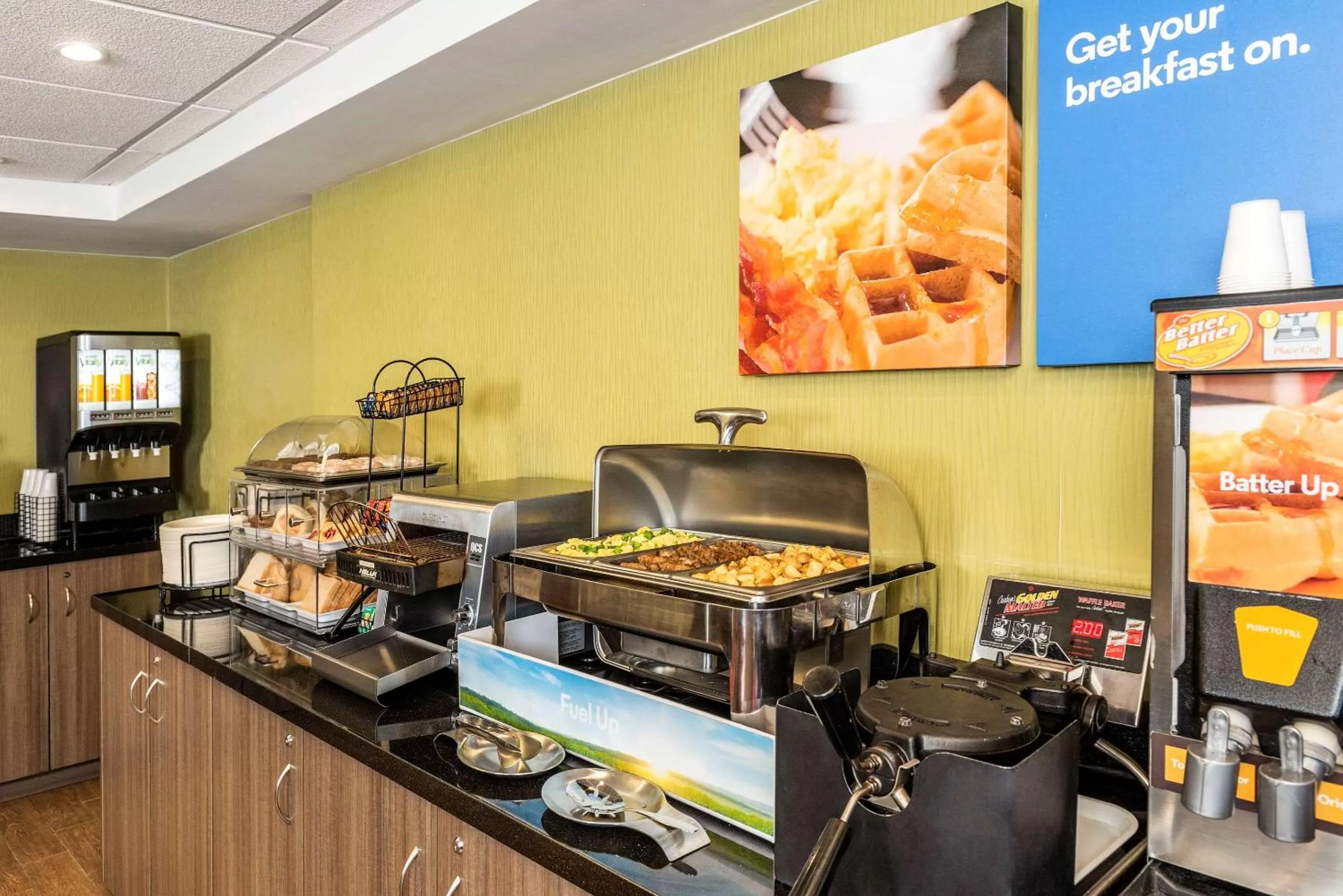 Restaurant/places to eat in Comfort Inn Airport