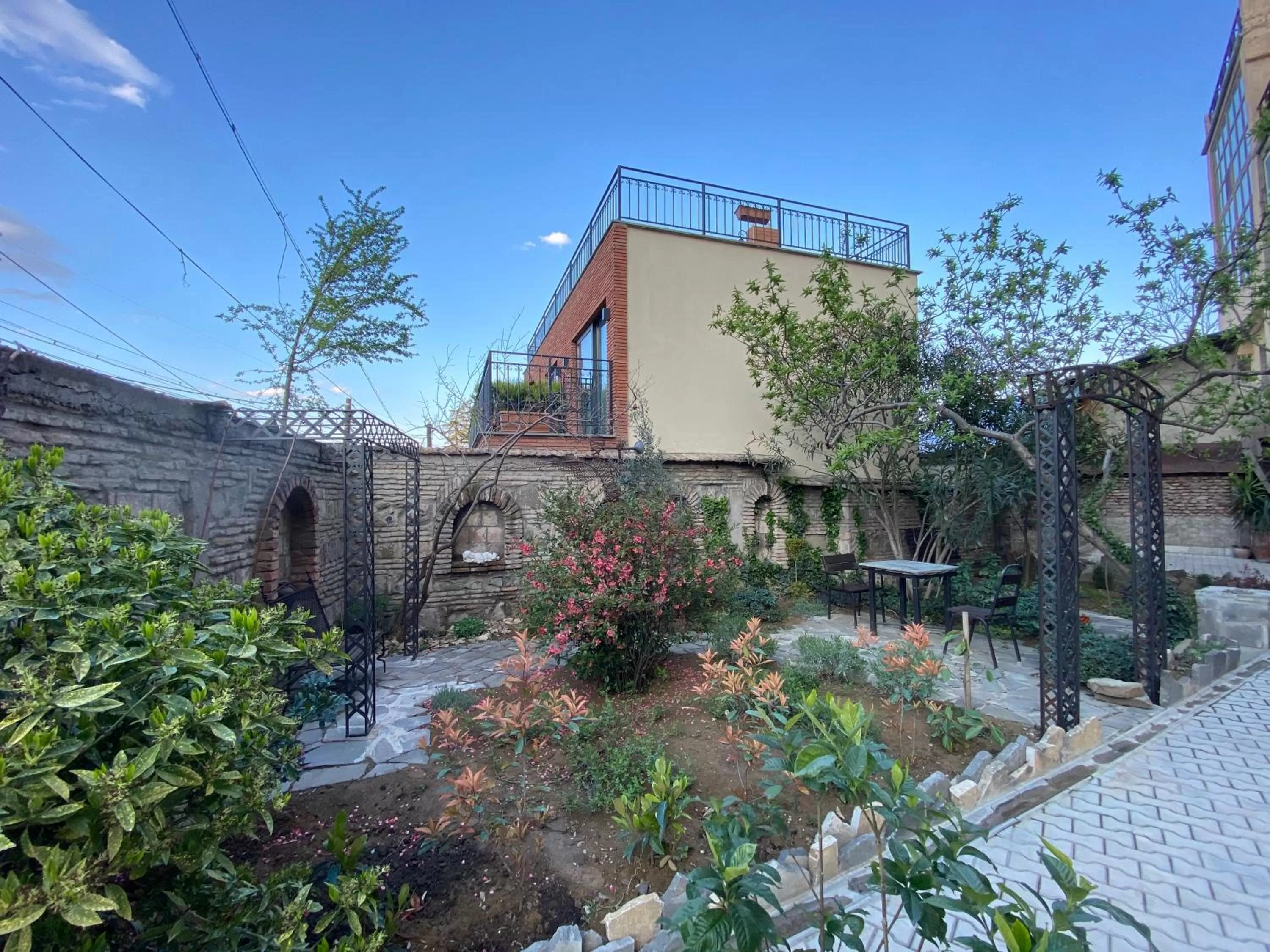 Garden in Wine Hills