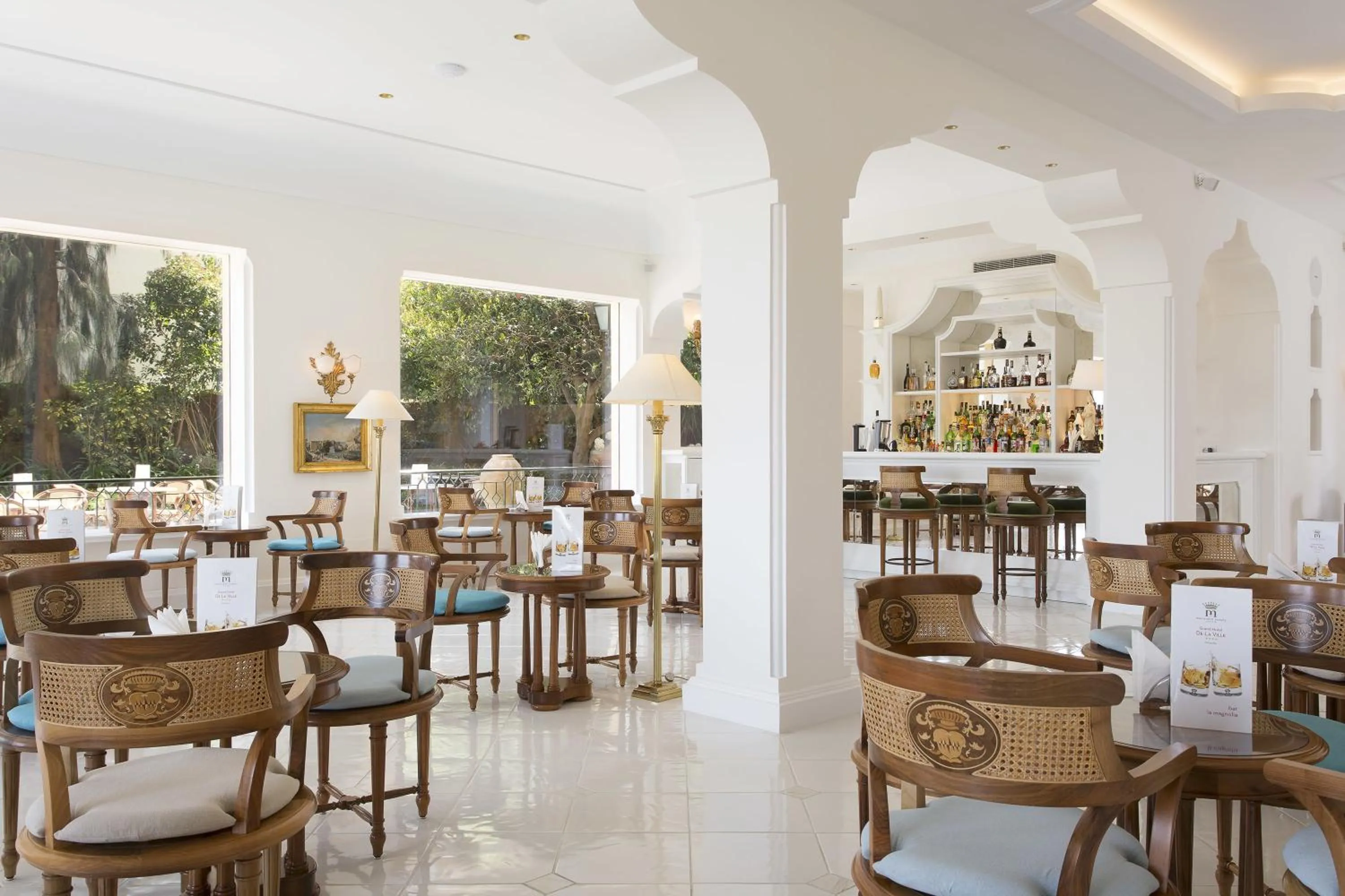 Restaurant/places to eat in Grand Hotel de la Ville