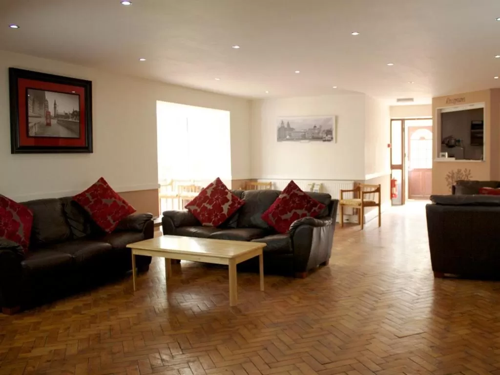 Lobby or reception in The Liver View