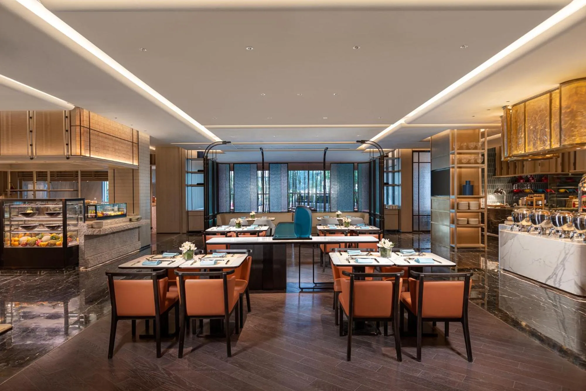 Restaurant/places to eat in HUALUXE Shanghai Changfeng Park by IHG