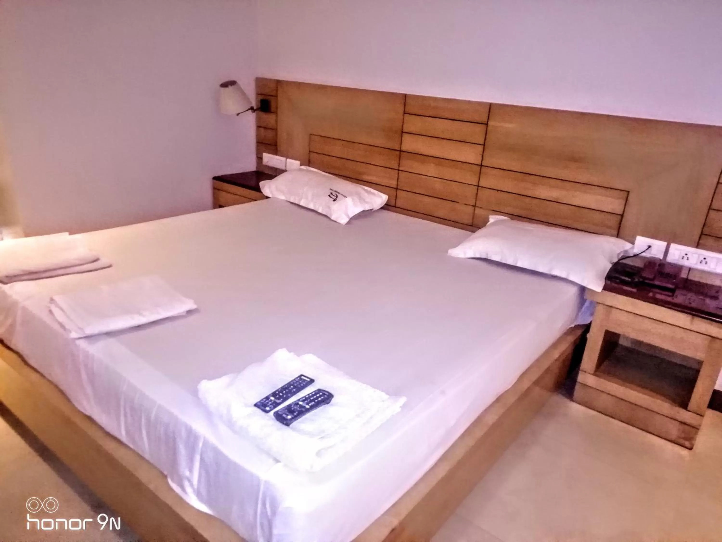 Bed in Hotel Balaji Inn