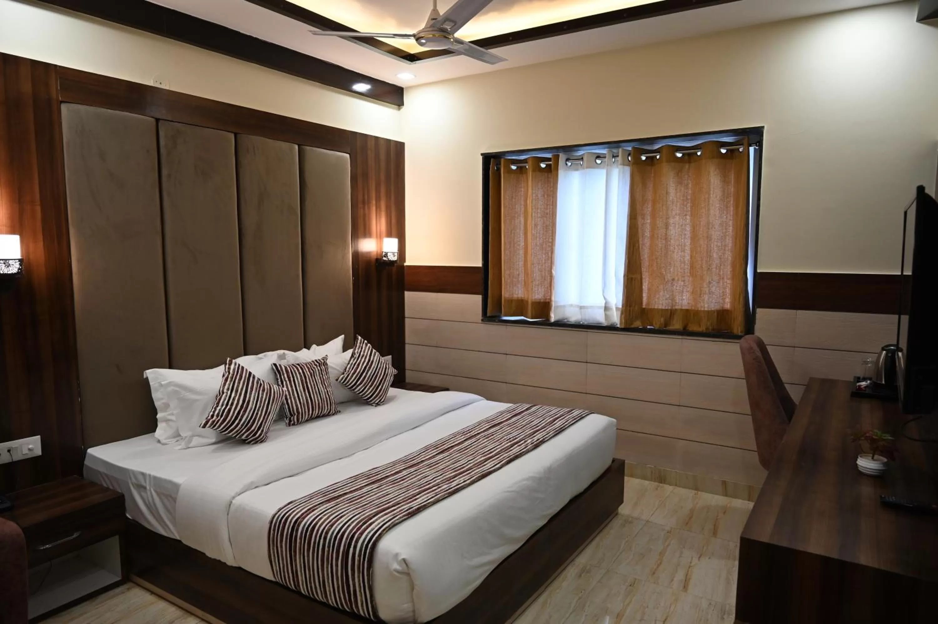 Bed in Hotel Vasdaa Grand