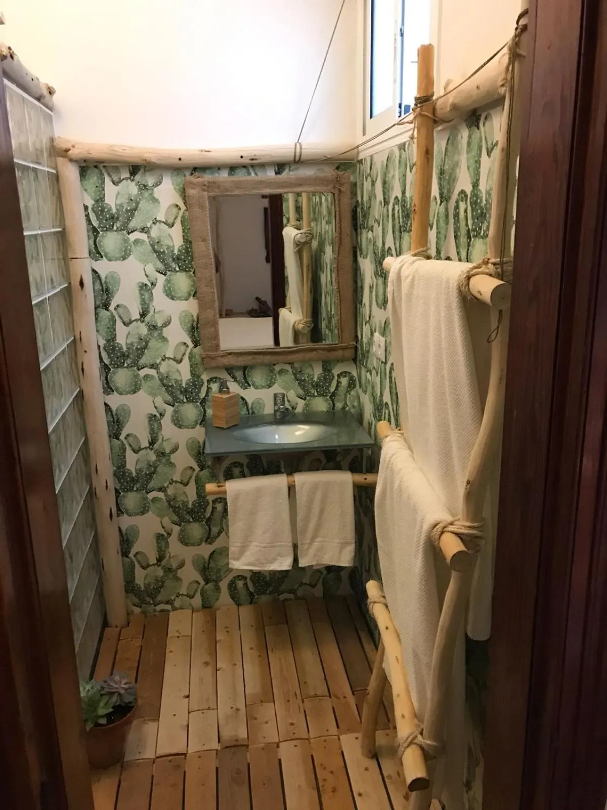 Bathroom in Cactus Host