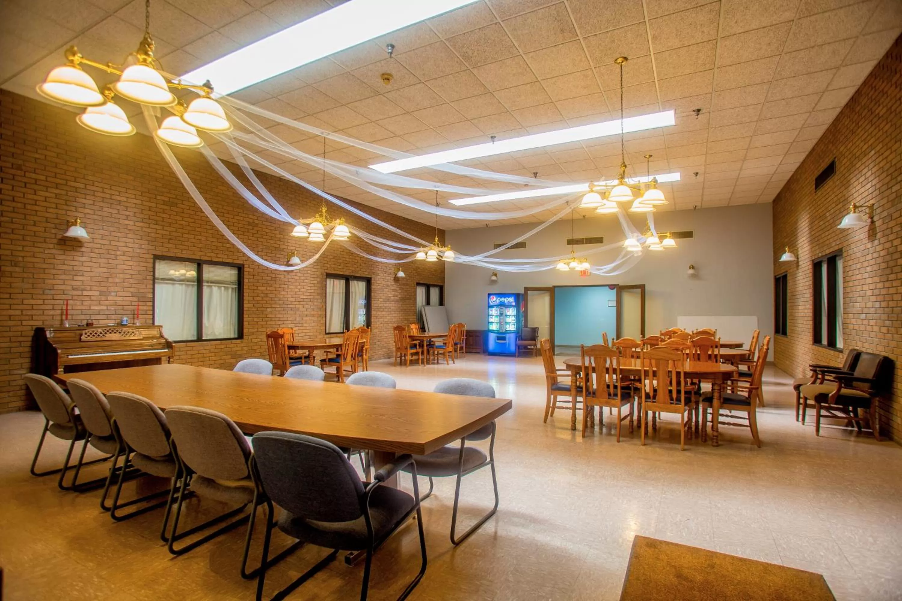 Business facilities in Lafayette Inn