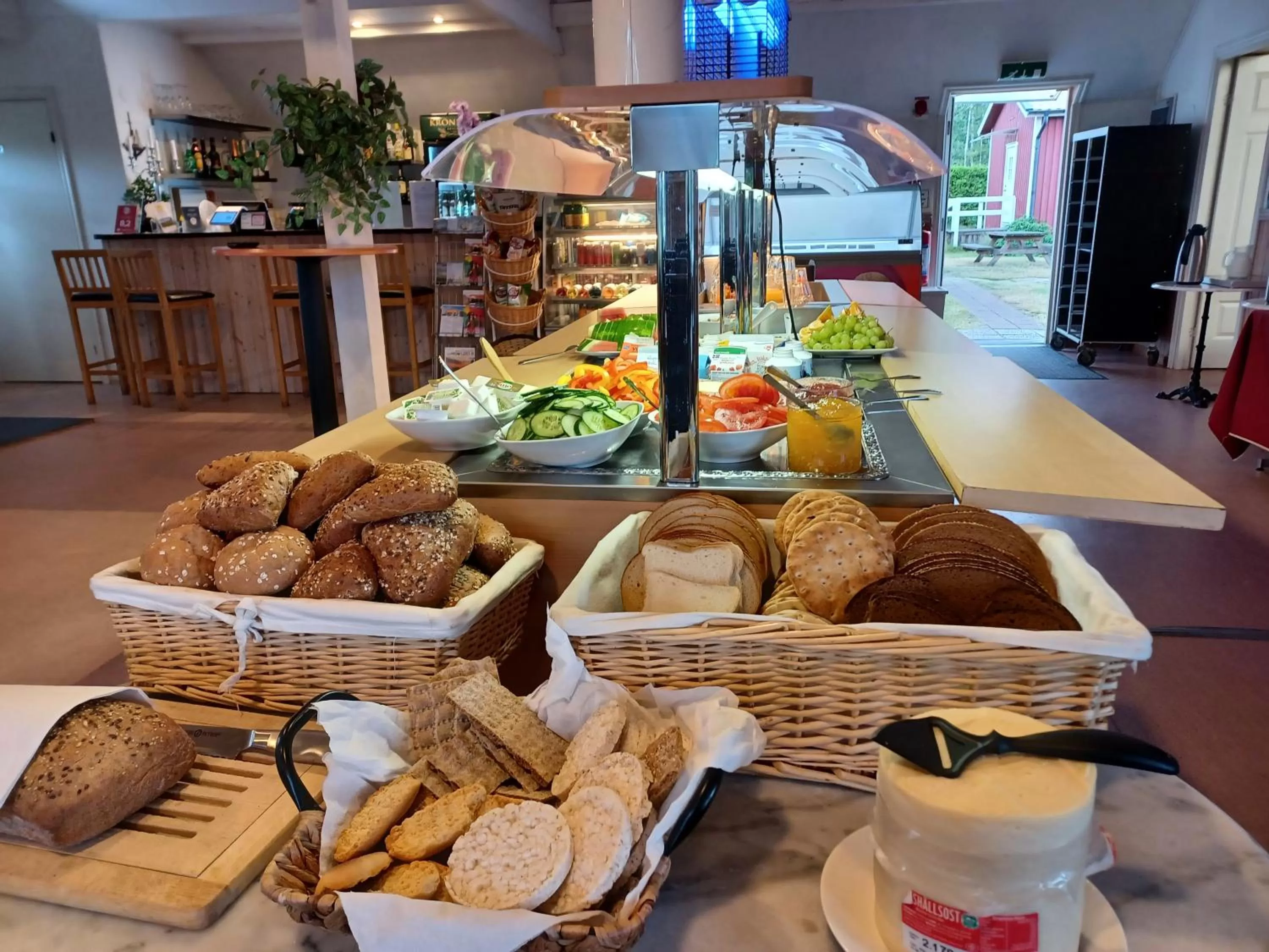 Breakfast in Solstickan Hotell & Vandrarhem