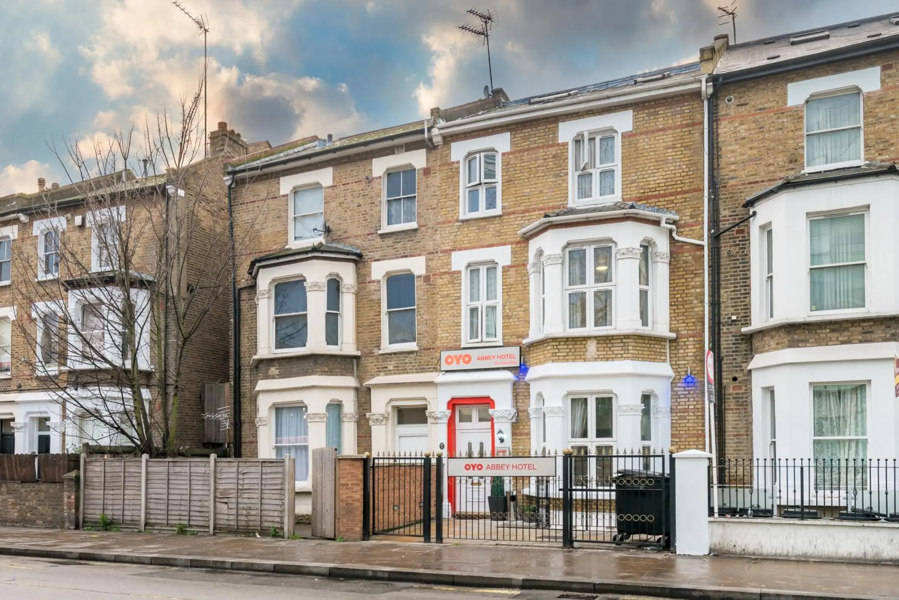 Abbey Hotel, London Shepherd's Bush Market Abbey Hotel, London Shepherd's Bush Market