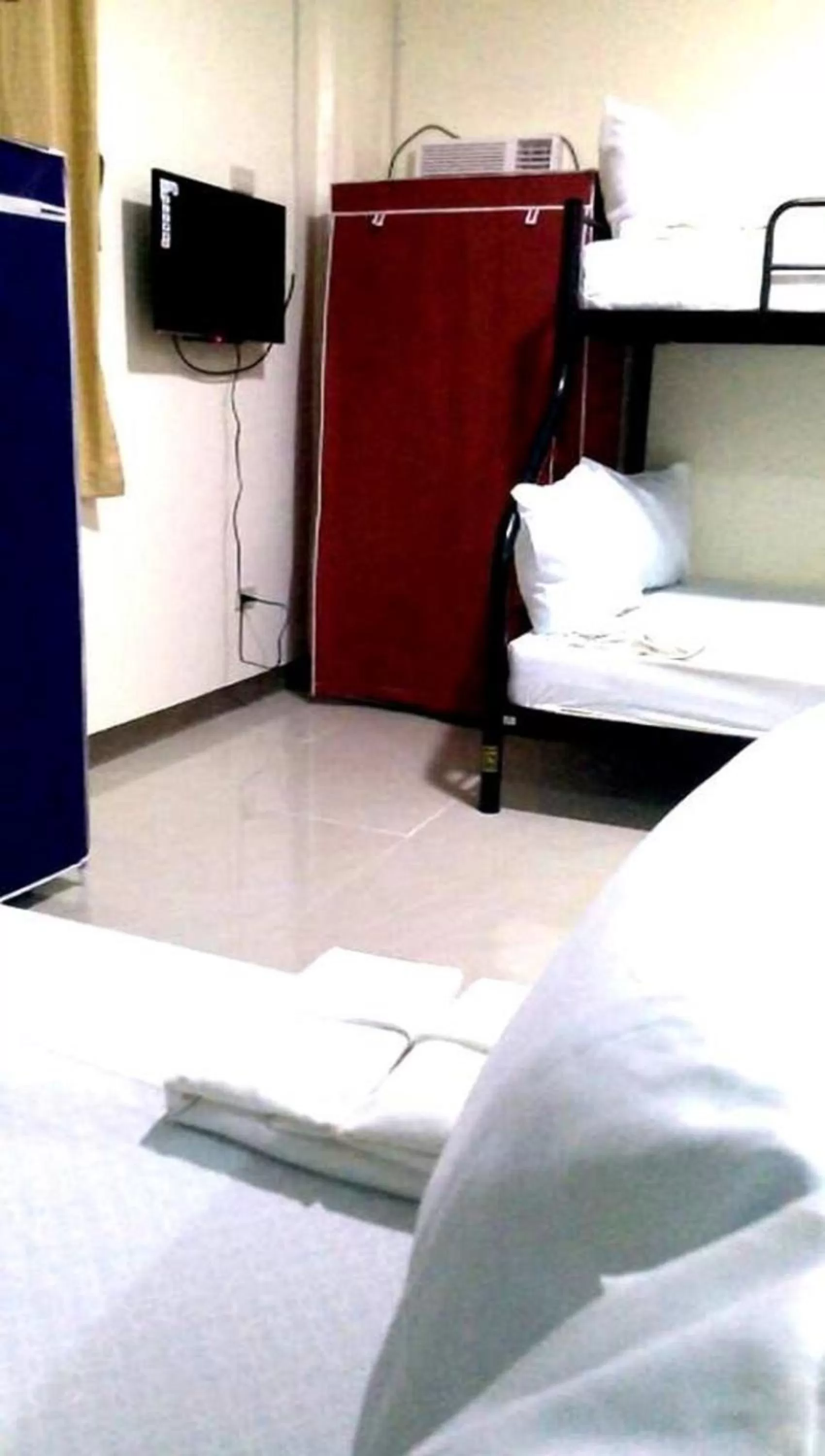 TV and multimedia, Bed in Gaea's Apartments