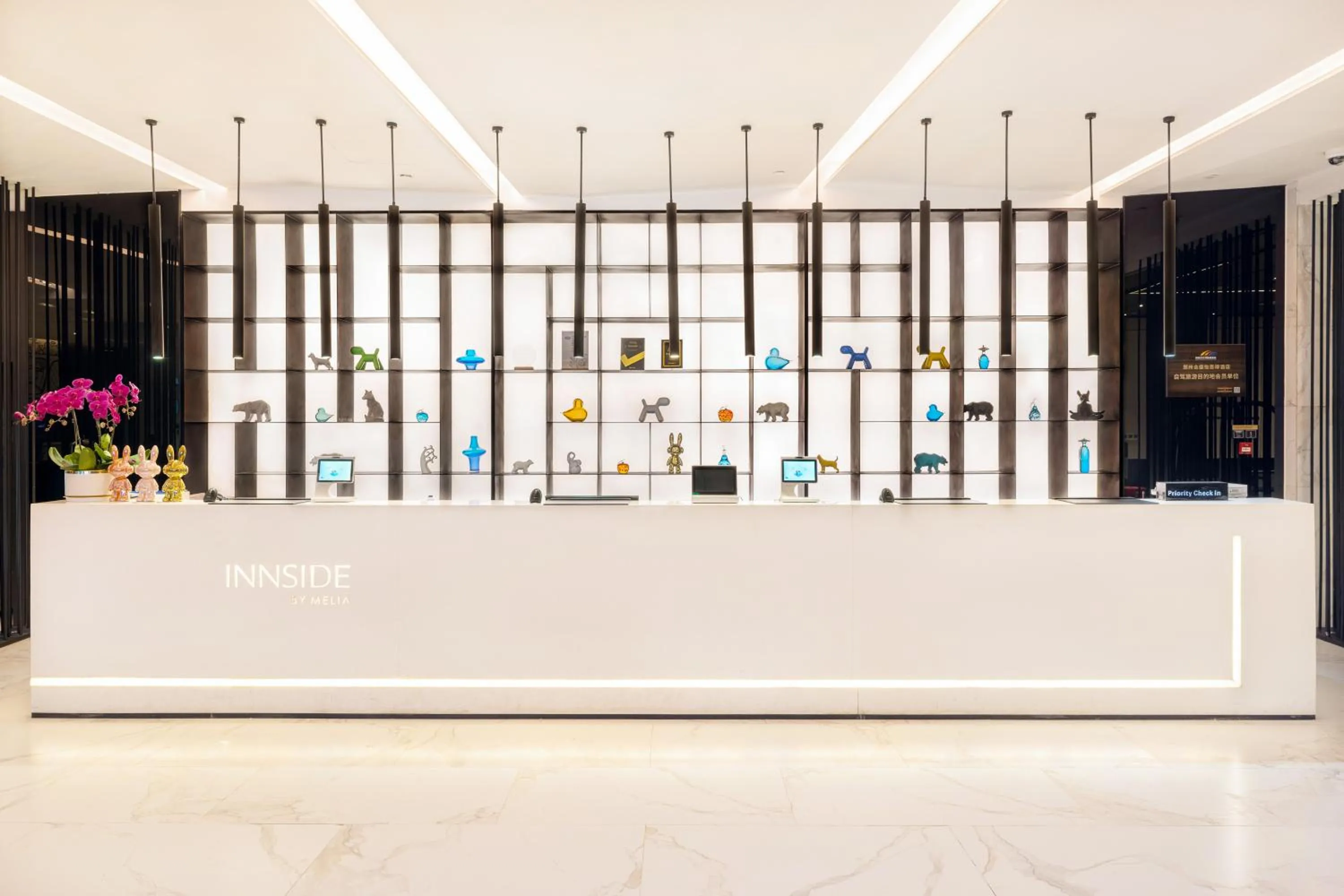 Lobby or reception in INNSiDE by Meliá Zhengzhou