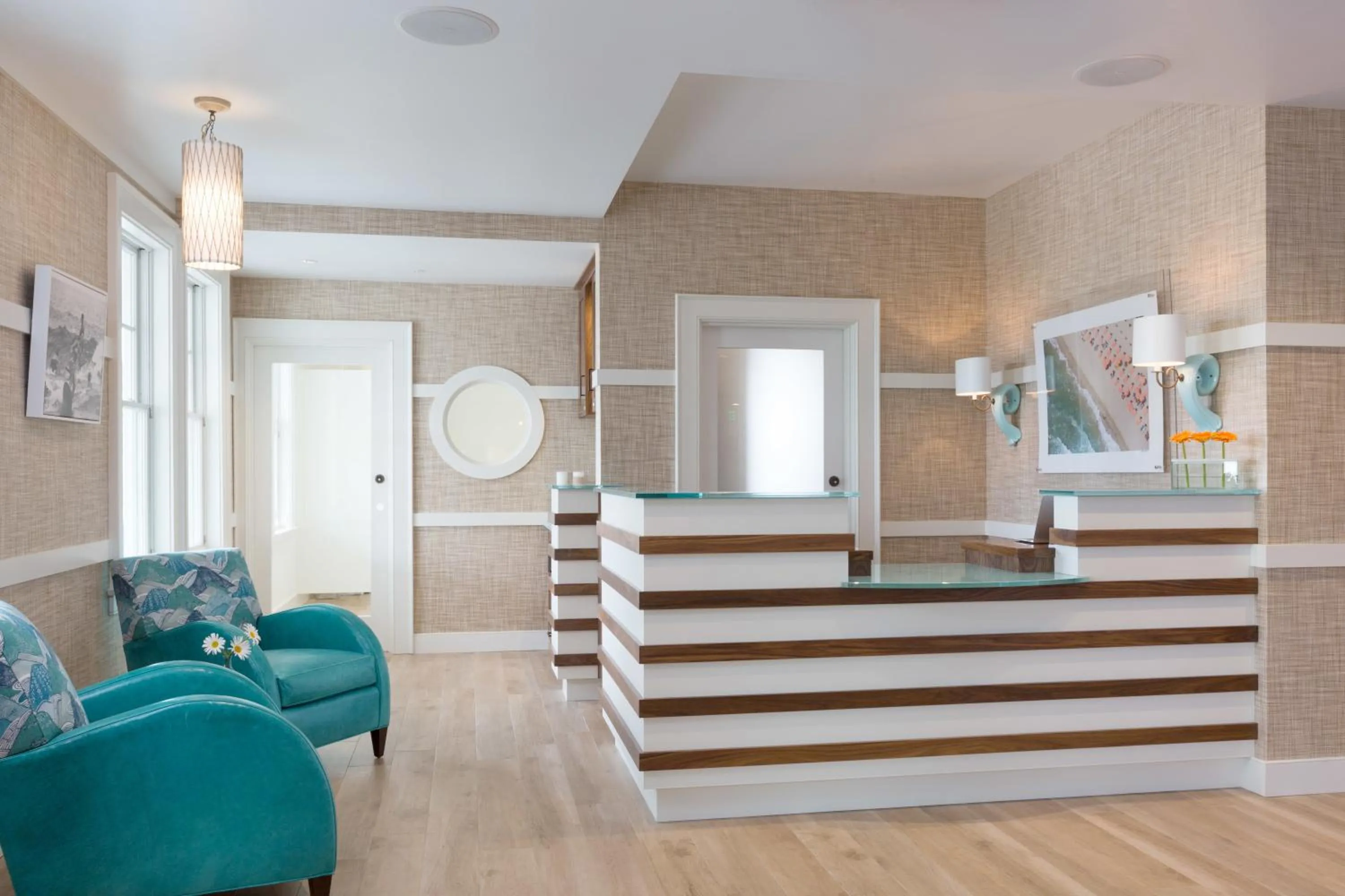 Lobby or reception in The Break Hotel