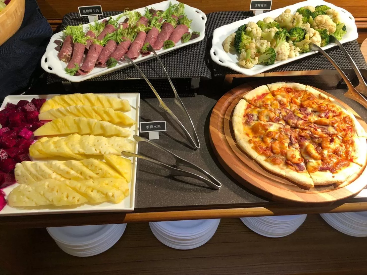 Breakfast in Jia's Inn