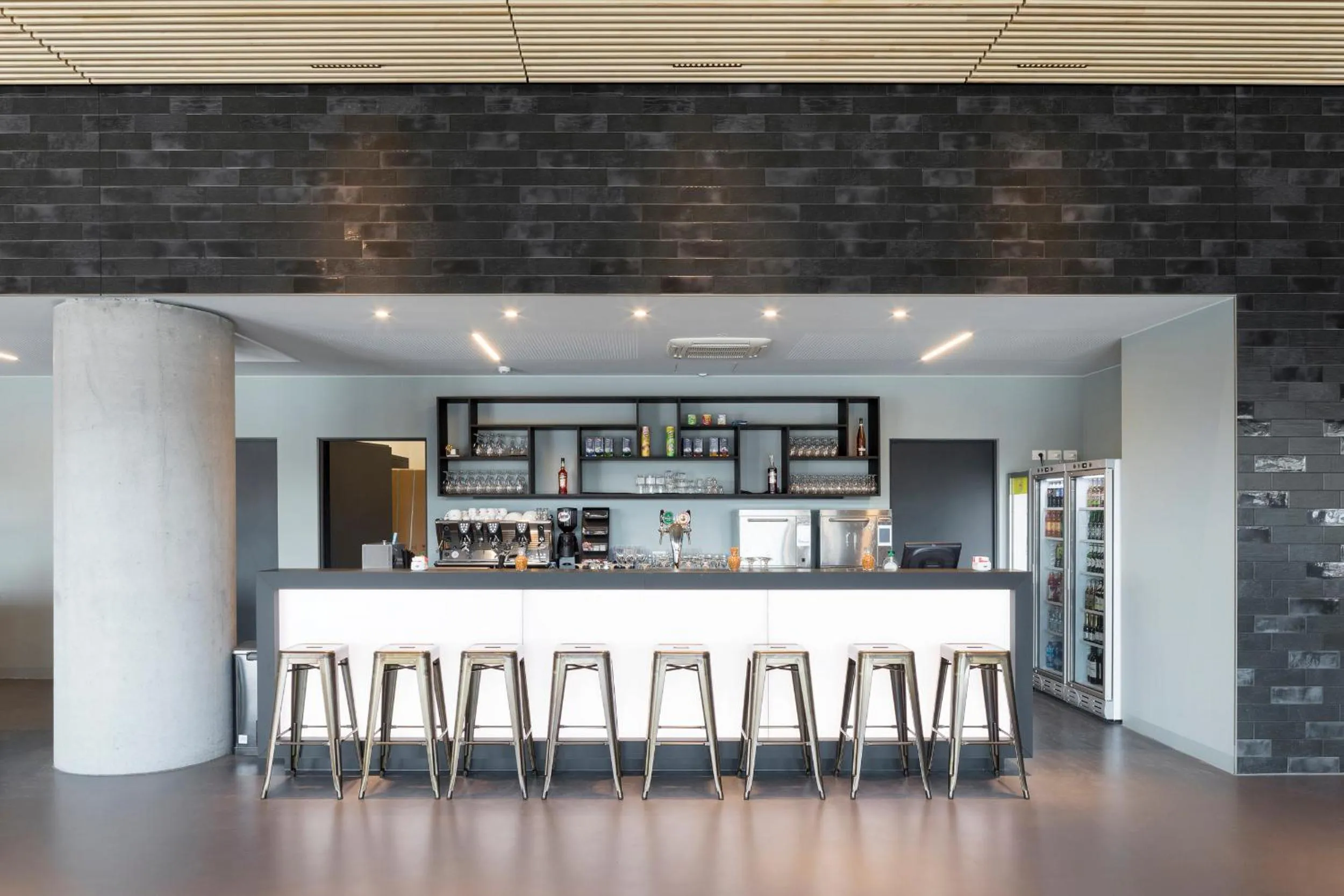 Lounge or bar in a&o Hostel Venezia Mestre