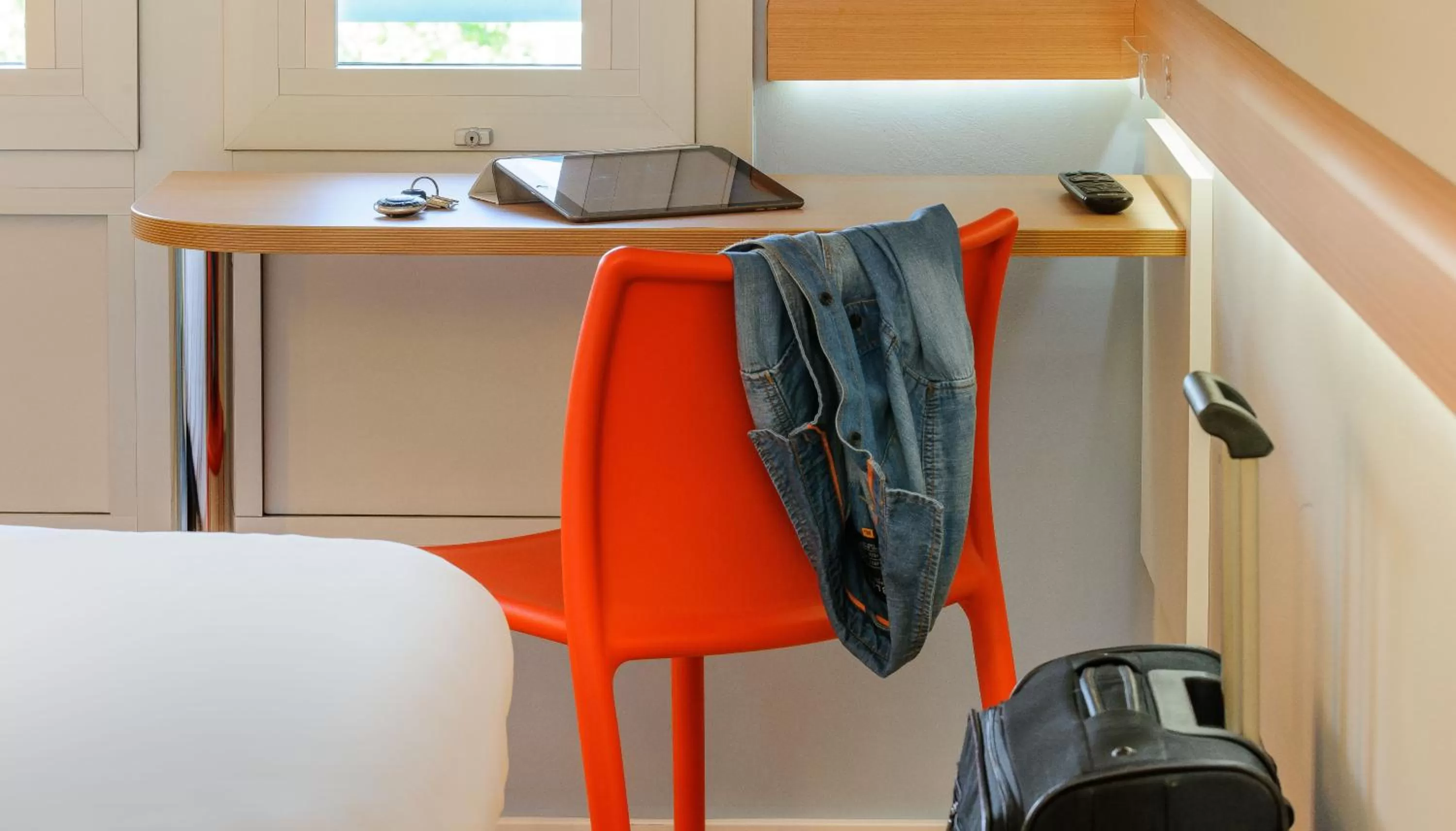 Seating area in ibis budget Frankfurt City Ost