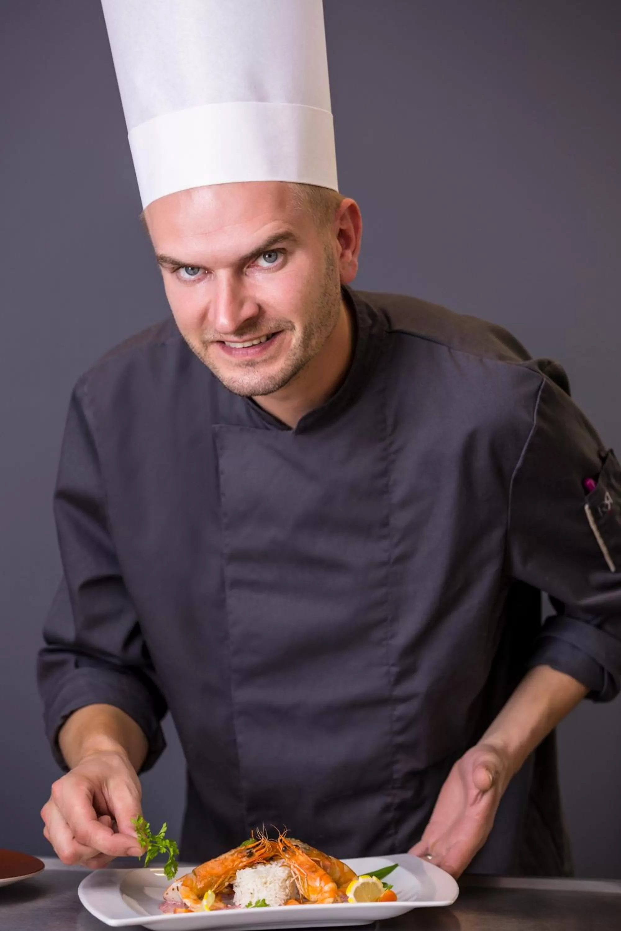 Restaurant/places to eat in Mercure Beauvais Centre Cathédrale