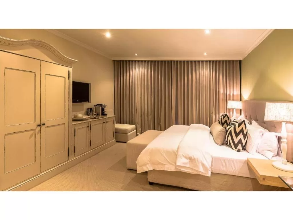 Bedroom, Bed in Sugar Hotel