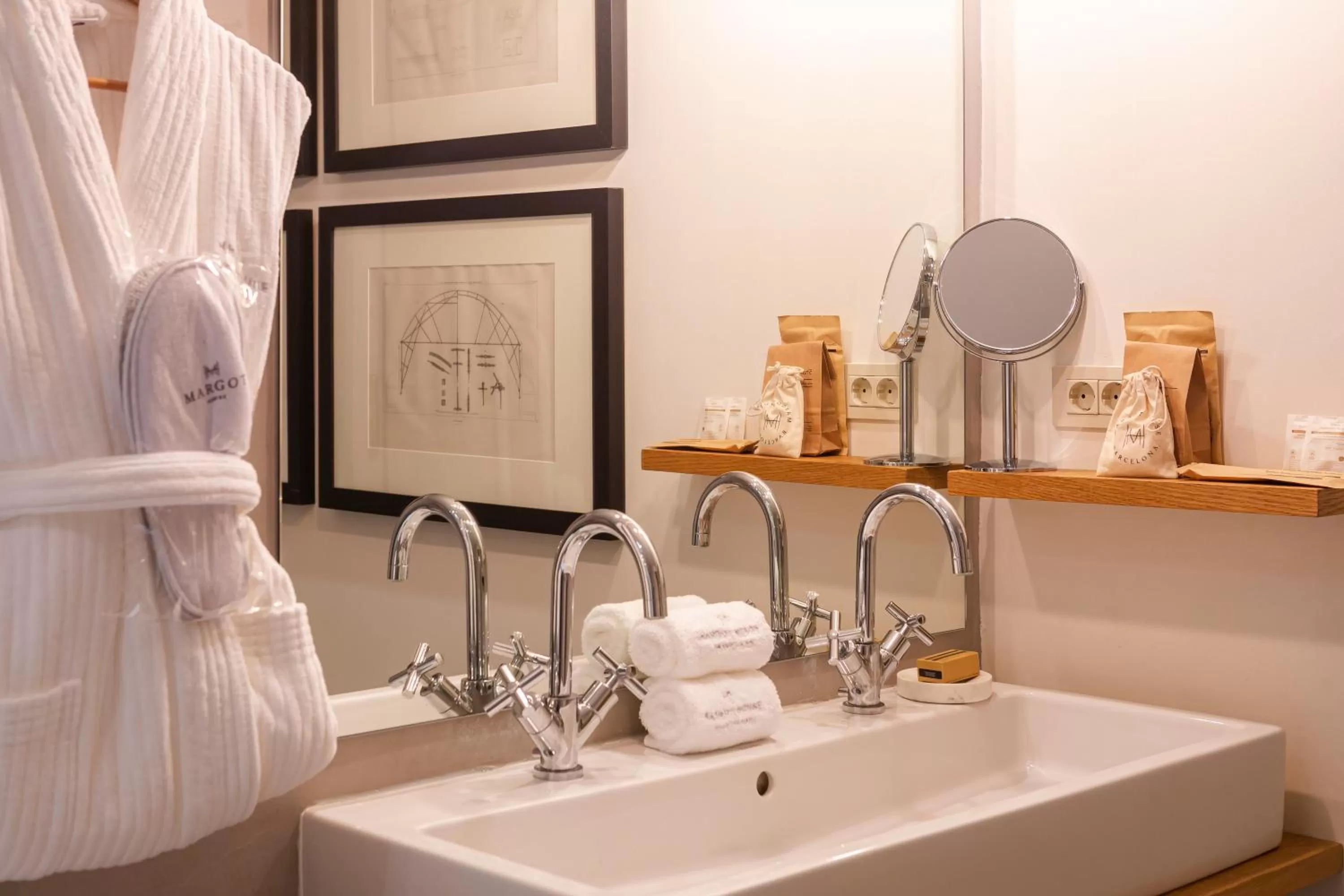 Bathroom in Hotel Margot House Barcelona