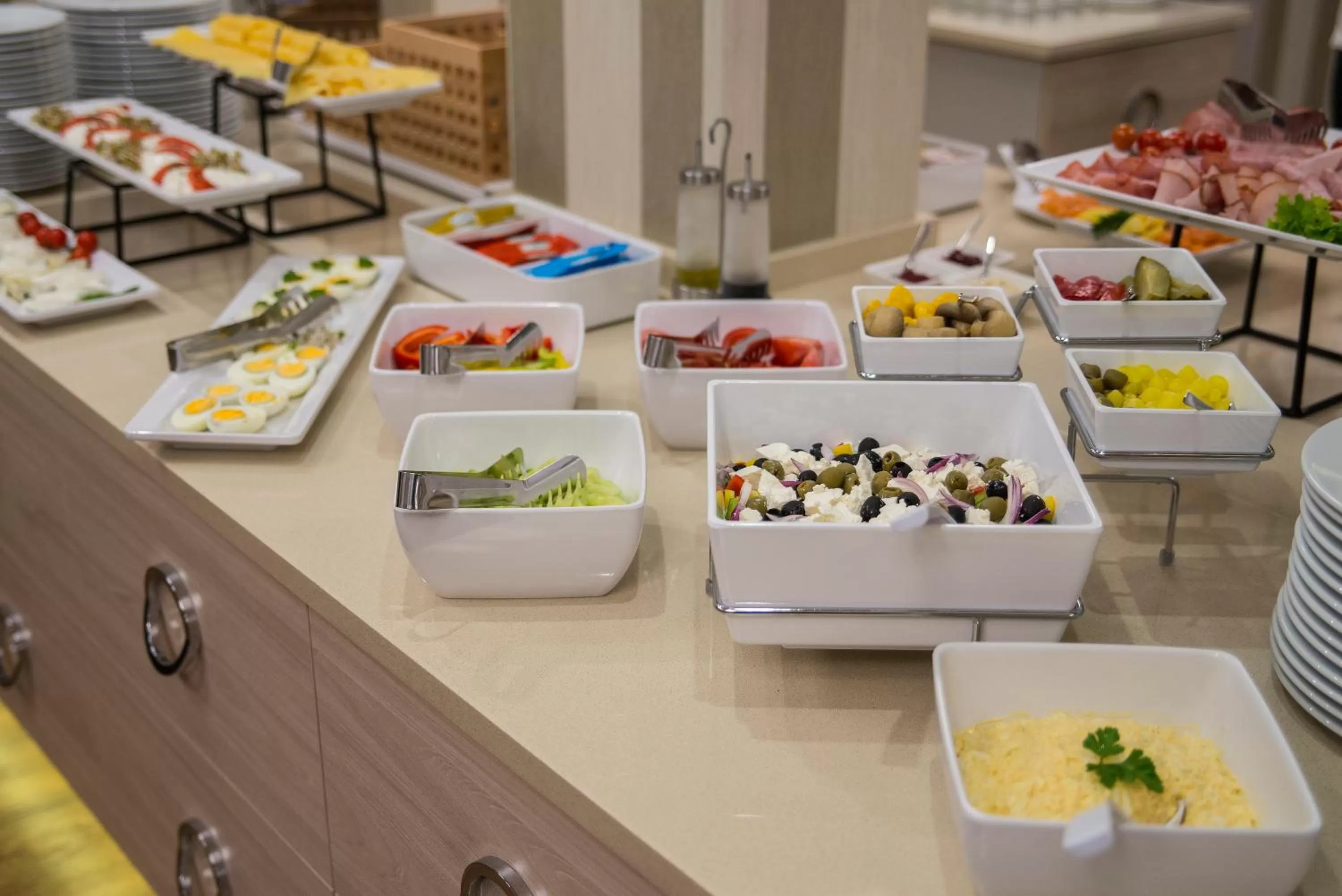 Buffet breakfast in Citi Hotel's Wrocław