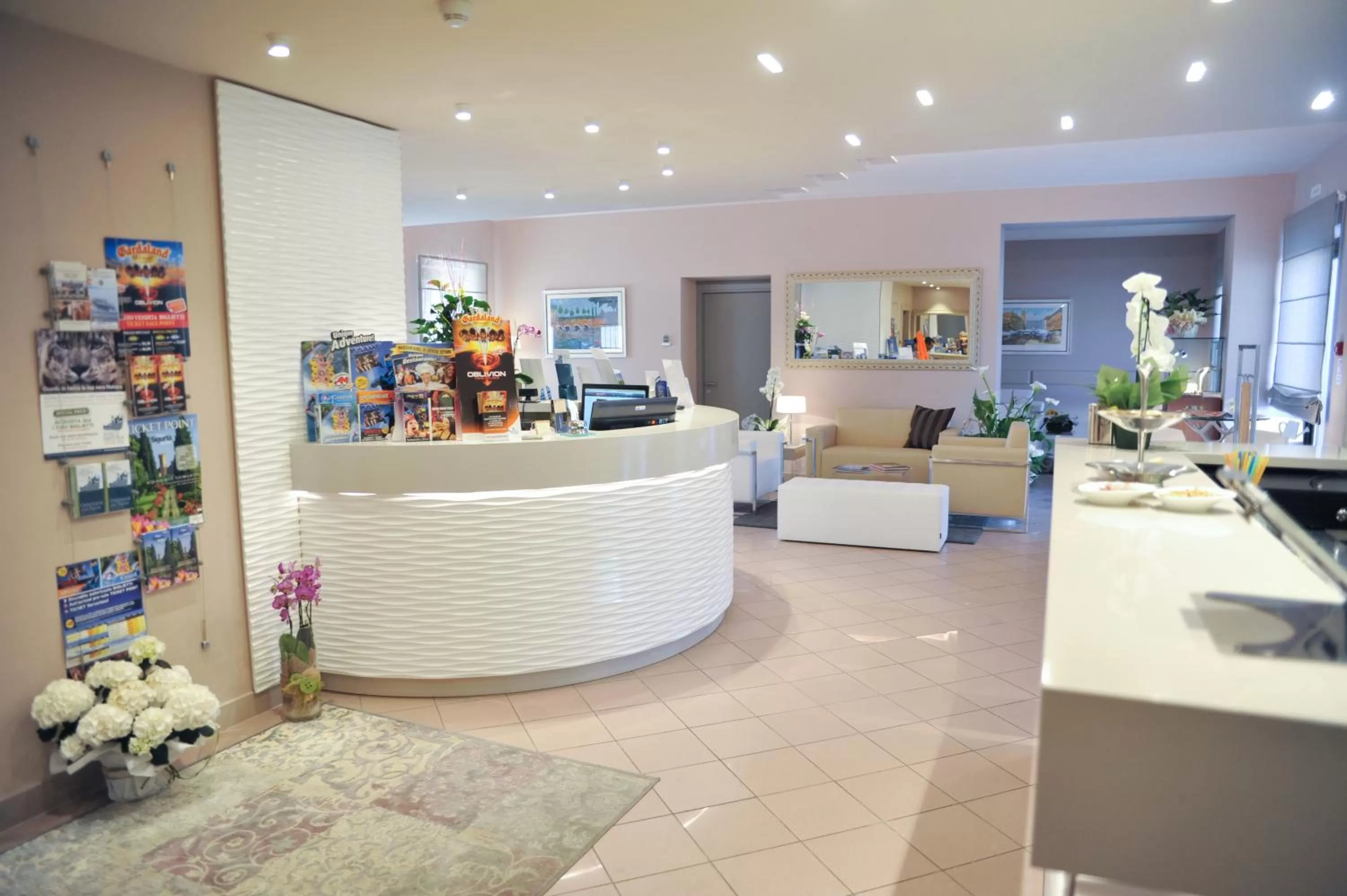 Lobby or reception in Hotel Dori