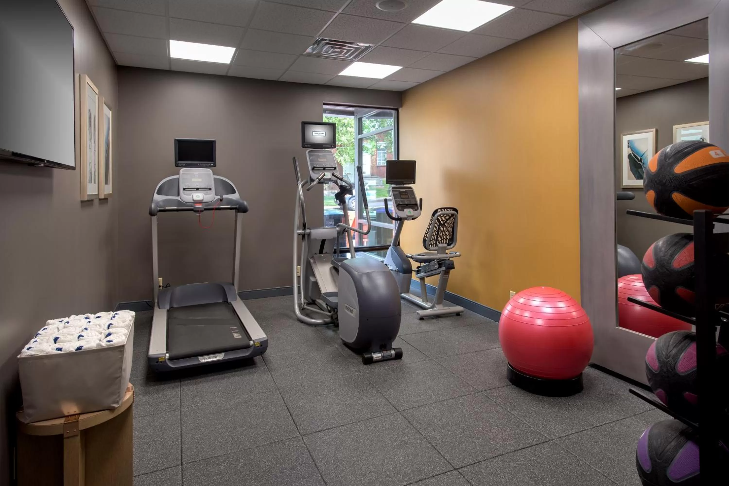 Fitness centre/facilities in Hayes Street Hotel Nashville
