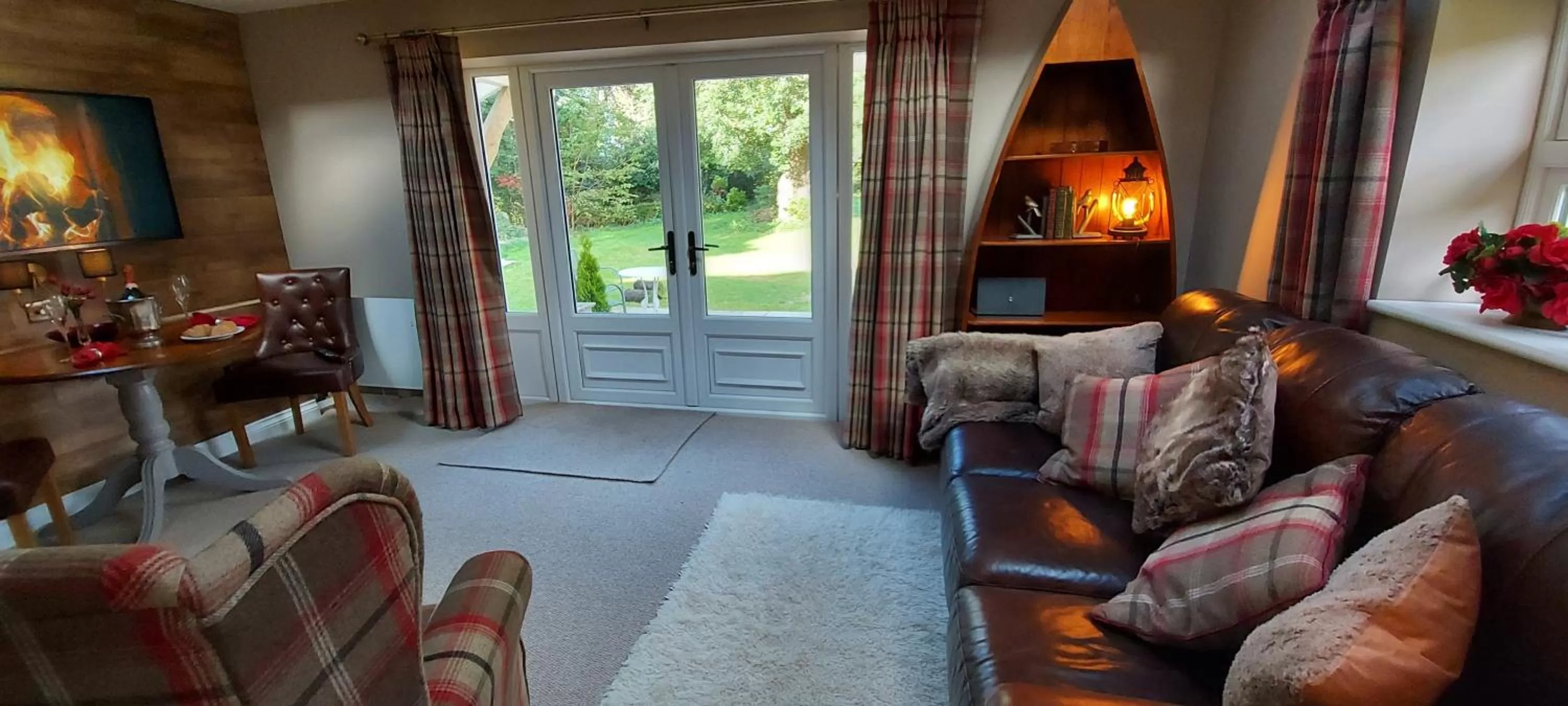 Lounge or bar, Seating Area in Glyn Isa Country House B&B and self catering Lodge