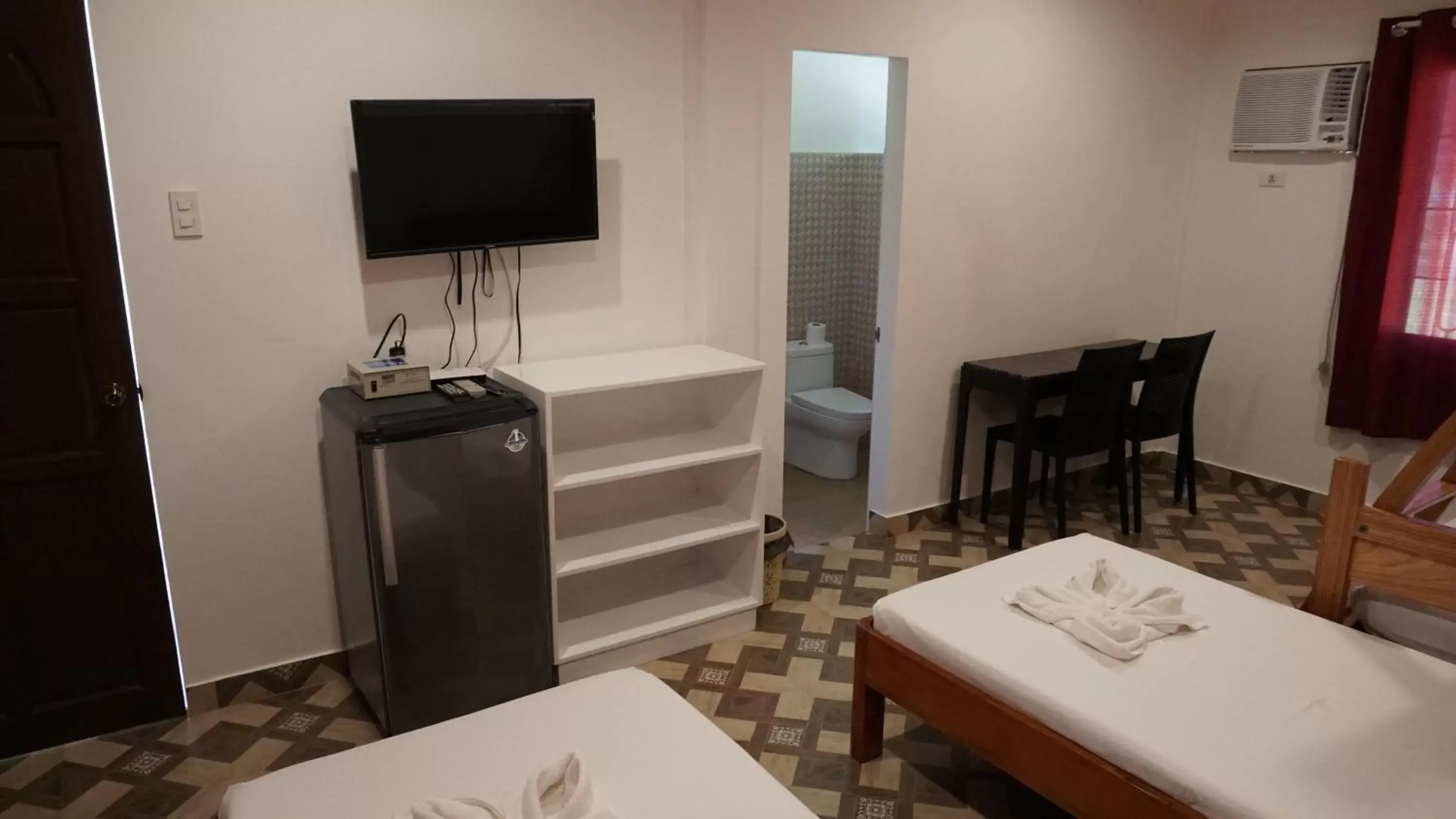 Standard Family Room - No View in Wellbeach Dive Resort Standard Family Room - No View in Wellbeach Dive Resort