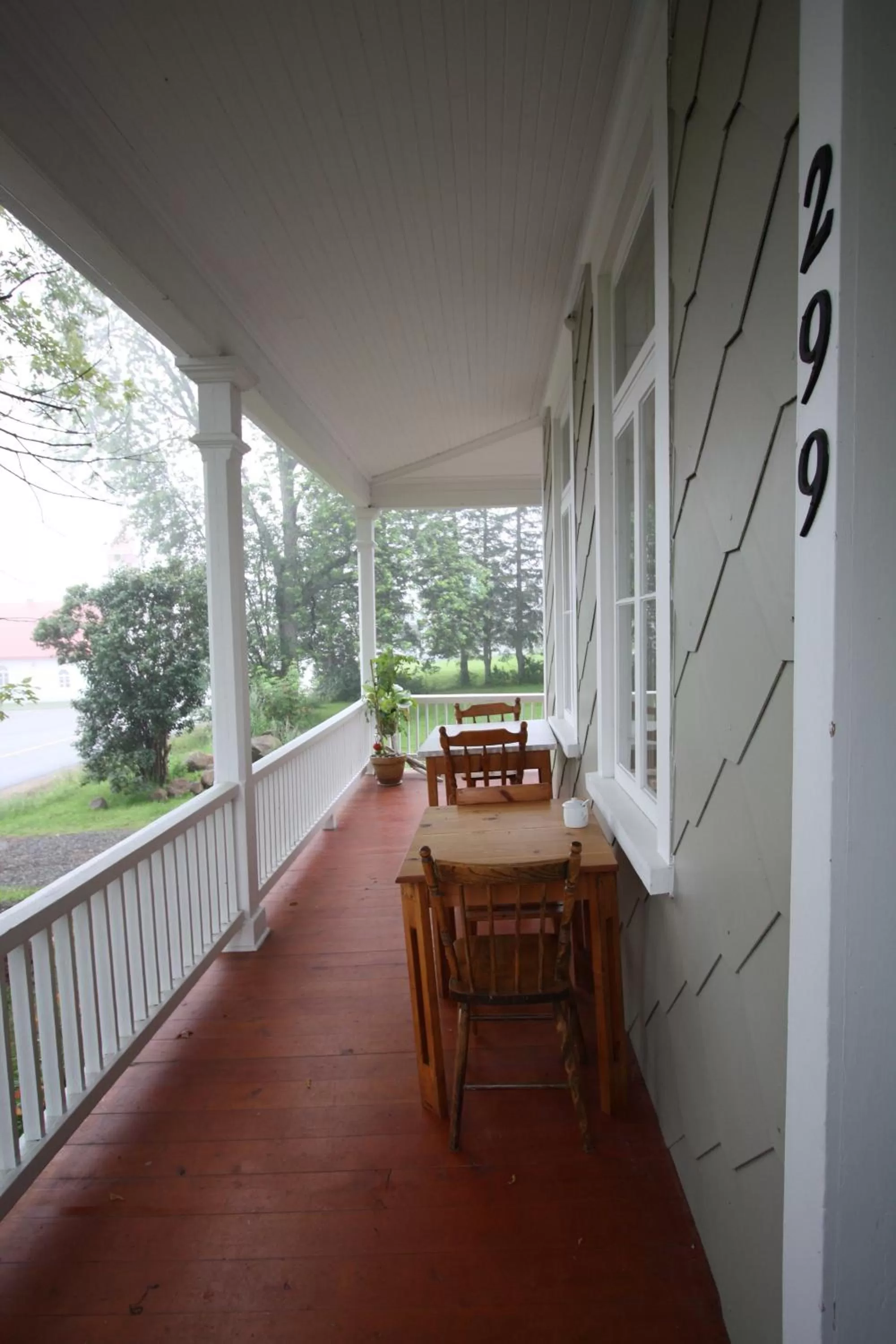 Food and drinks, Balcony/Terrace in Auberge Carpe Diem