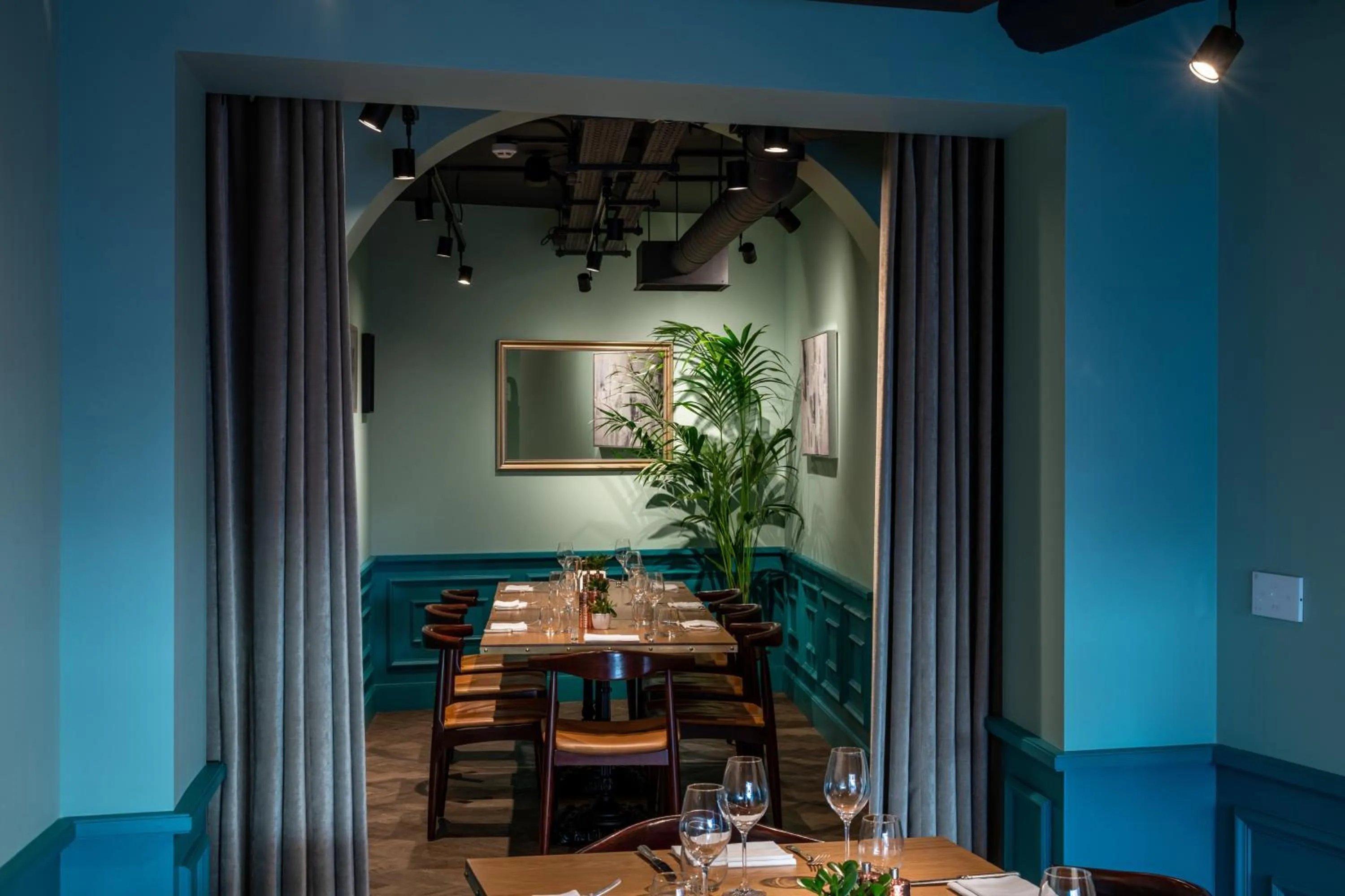 Restaurant/places to eat in Sloane Place