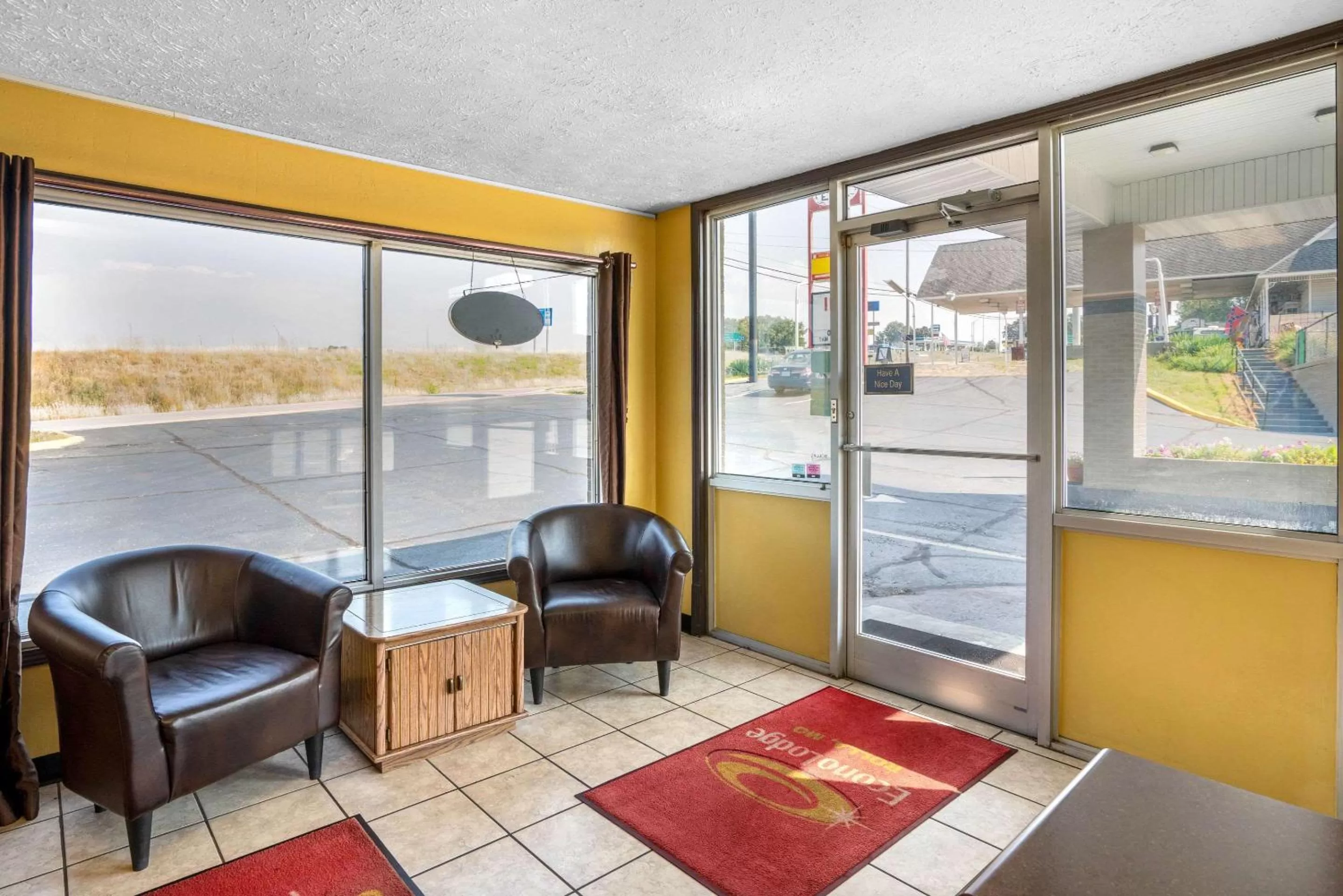Lobby or reception in Econo Lodge near Missouri University of Science and Technology