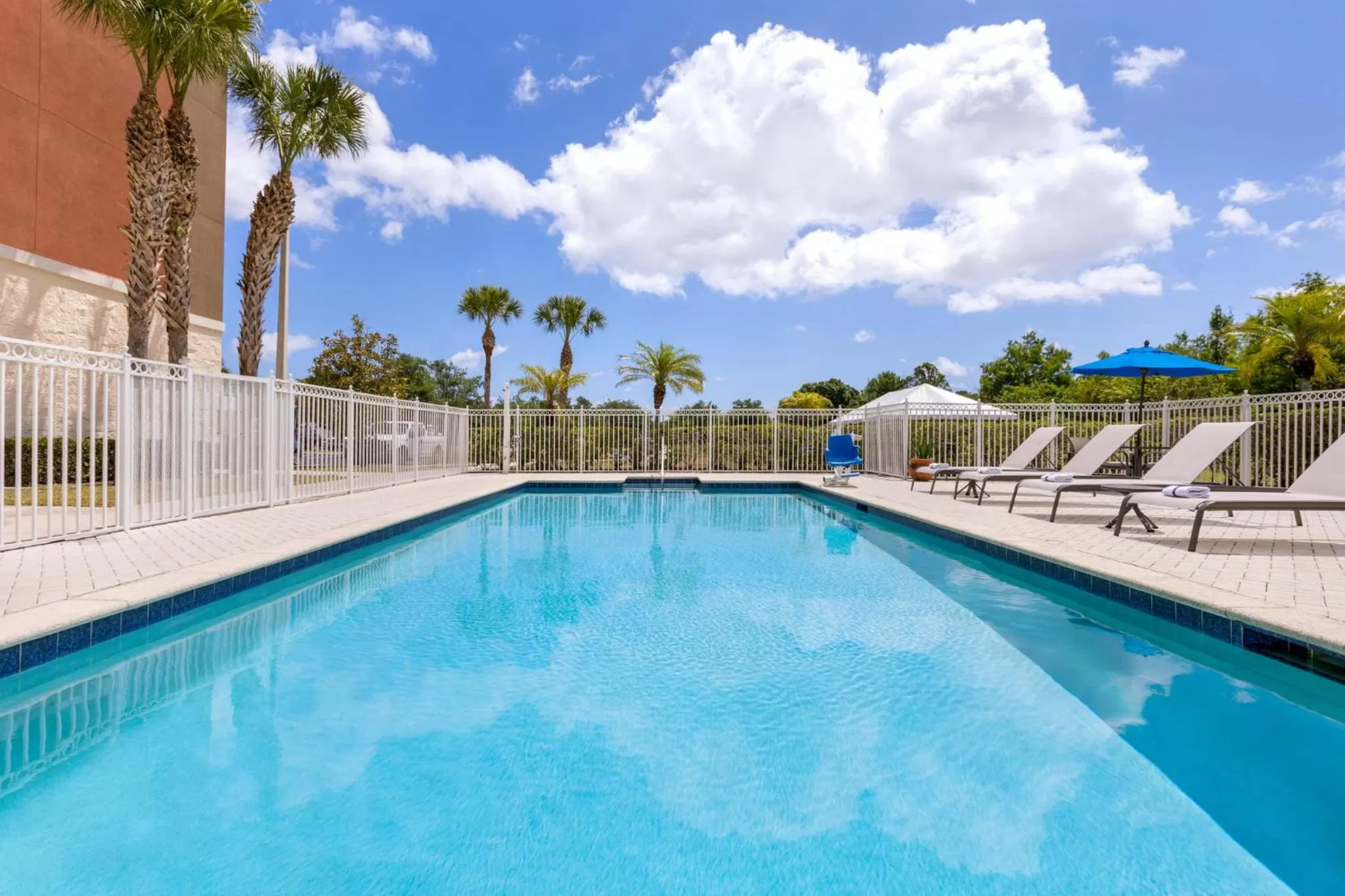 Swimming pool in Holiday Inn Express Hotel & Suites Fort Pierce West by IHG