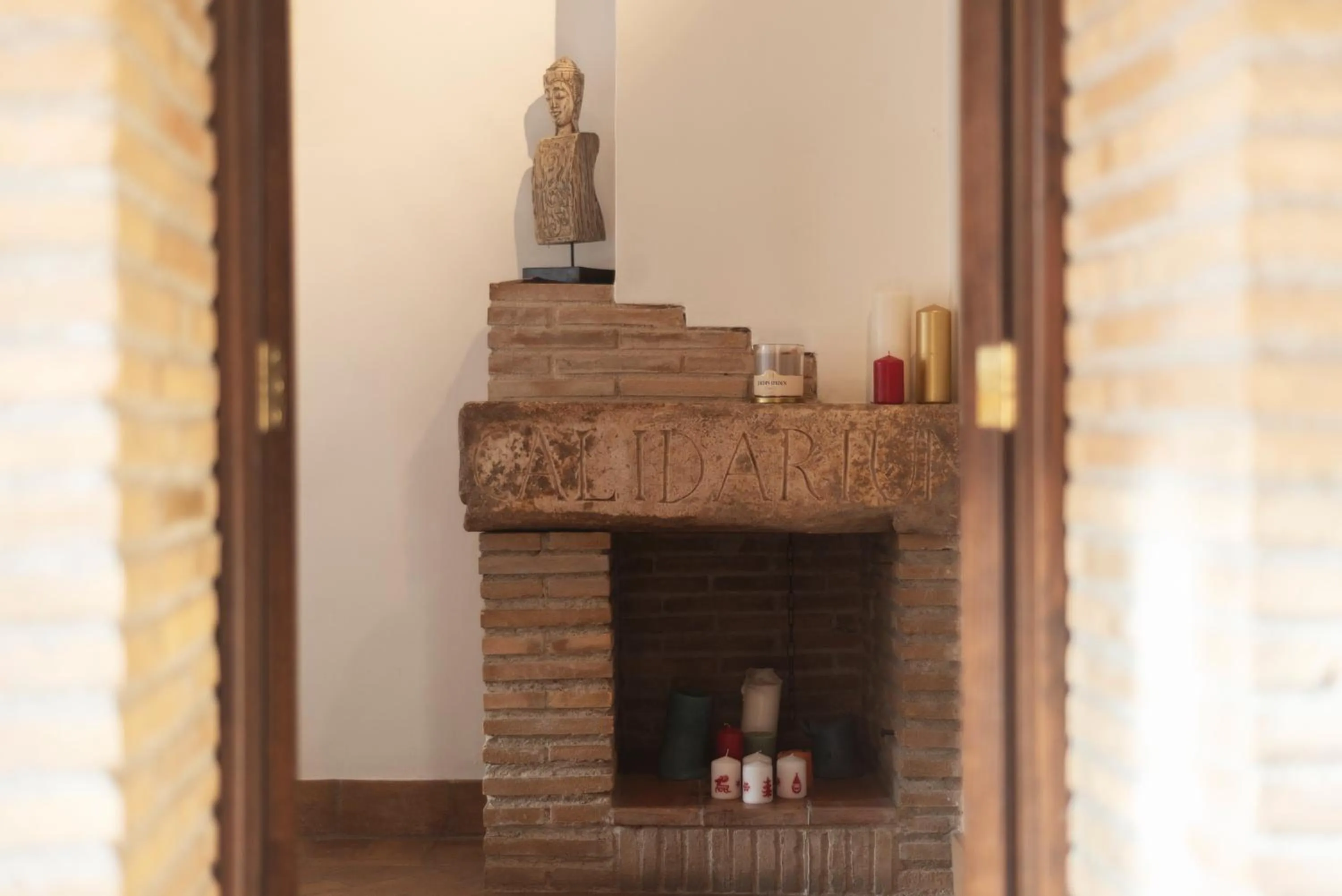 flat iron in Luxury Trastevere