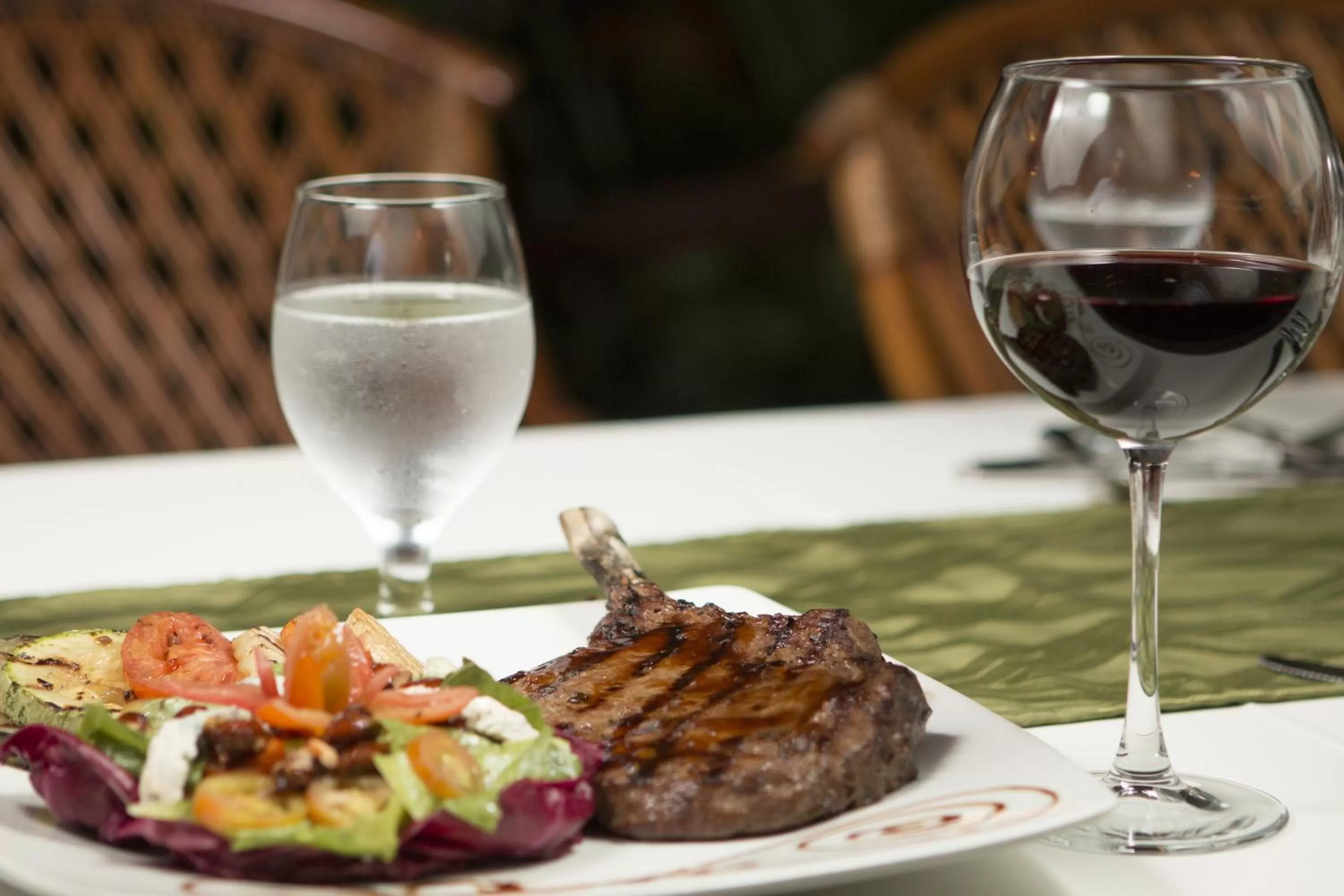 Food and drinks in Baldi Hot Springs Hotel & Spa