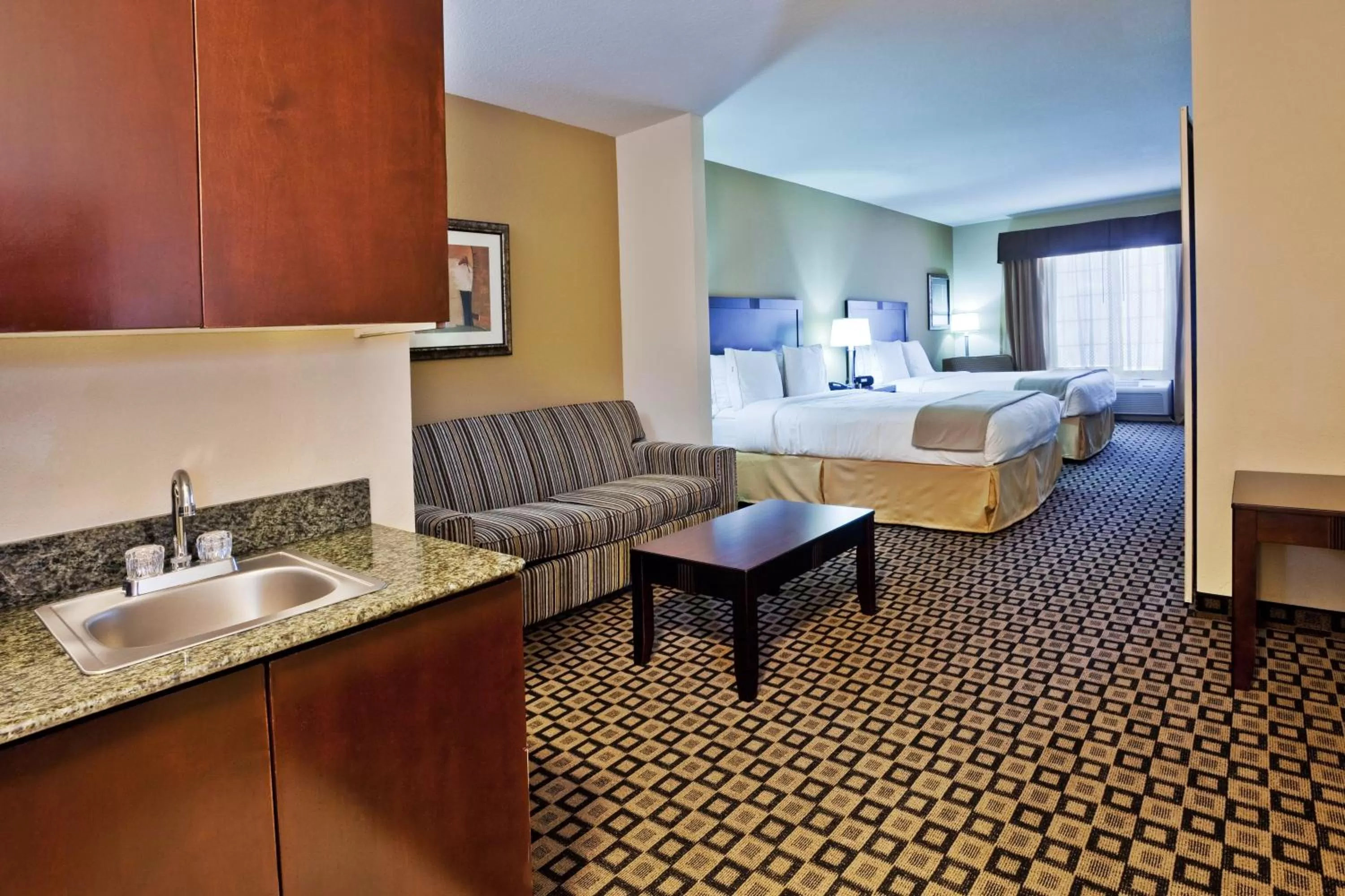 Photo of the whole room, Bed in Holiday Inn Express & Suites Clovis, an IHG Hotel