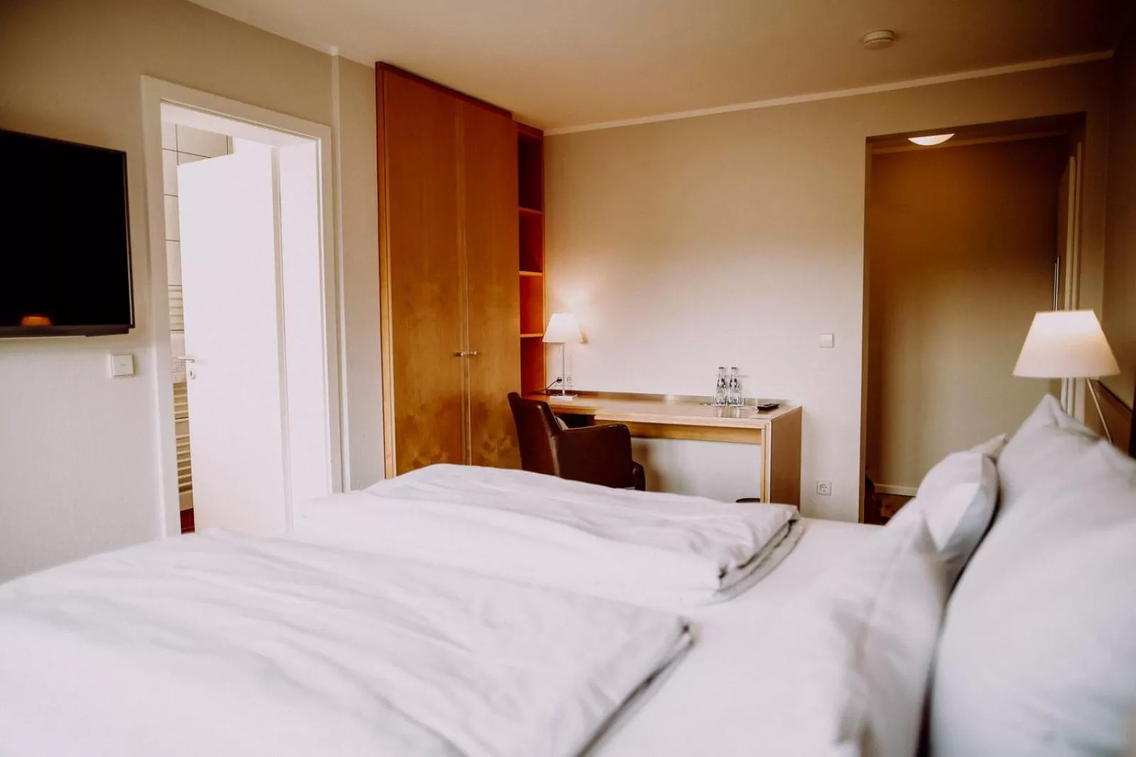 Photo of the whole room, Bed in Romantik Hotel Schmiedegasthaus Gehrke