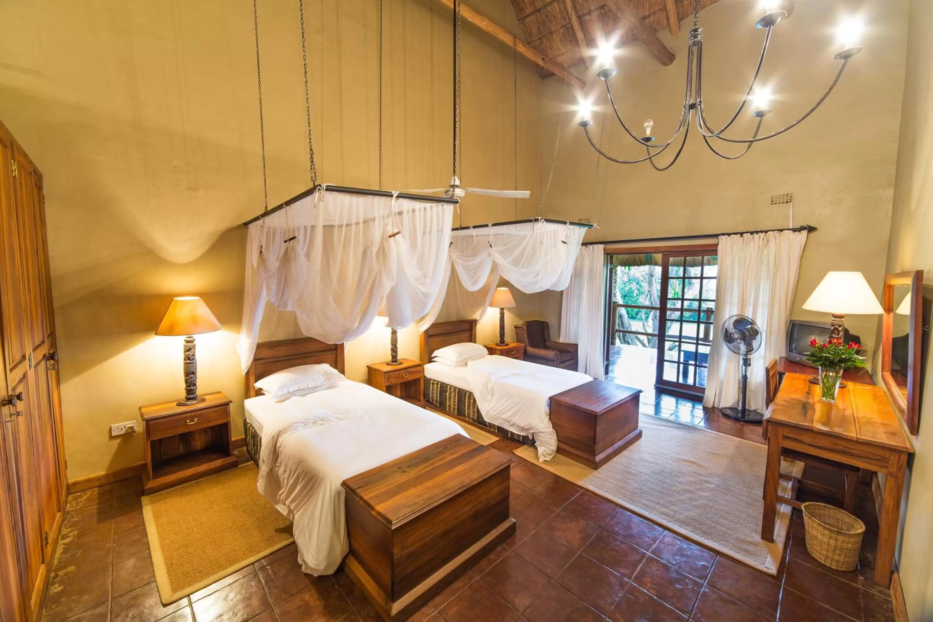 Shower, Bed in Kumbali Country Lodge