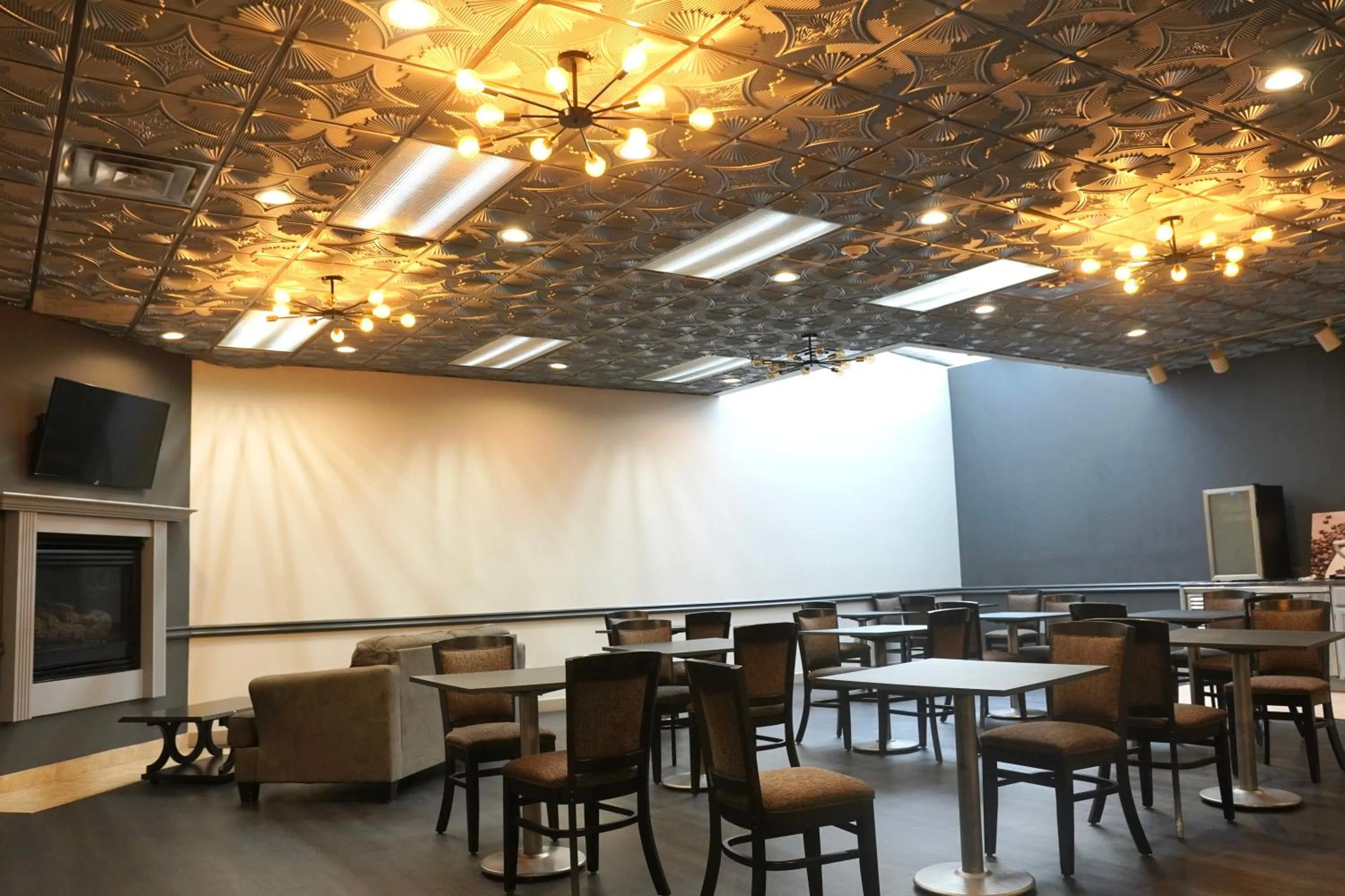 Banquet/Function facilities in American Inn & Suites