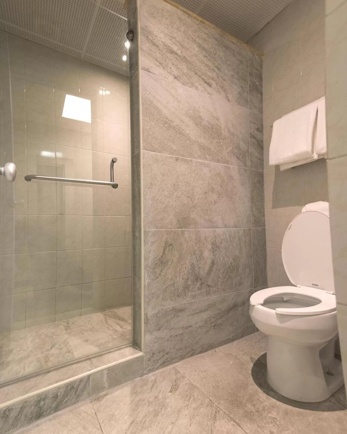 King Room in Fresno Galerias