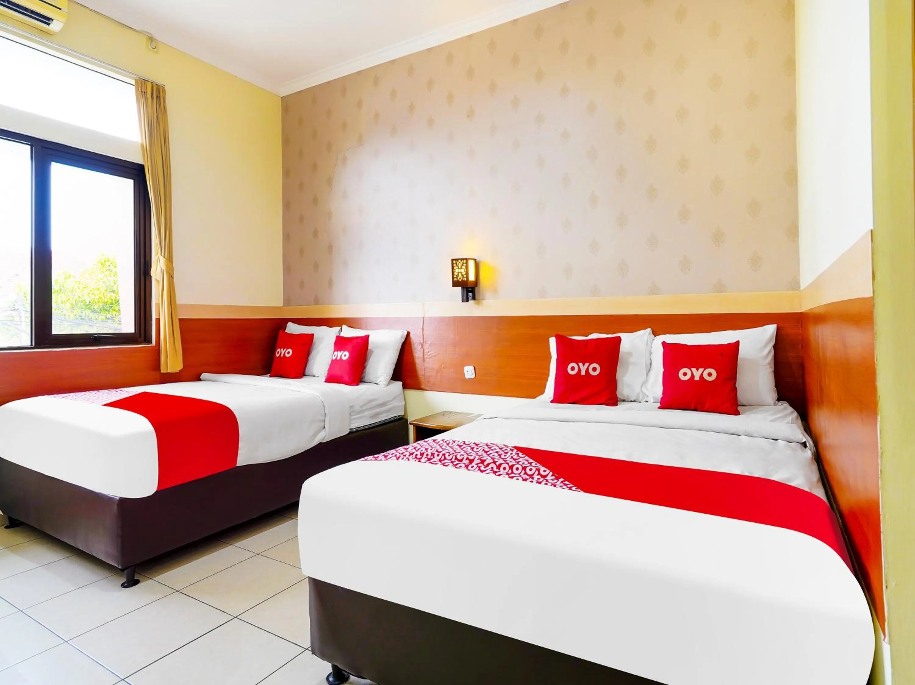 Bedroom, Bed in OYO Collection O 91297 Hotel Sakura