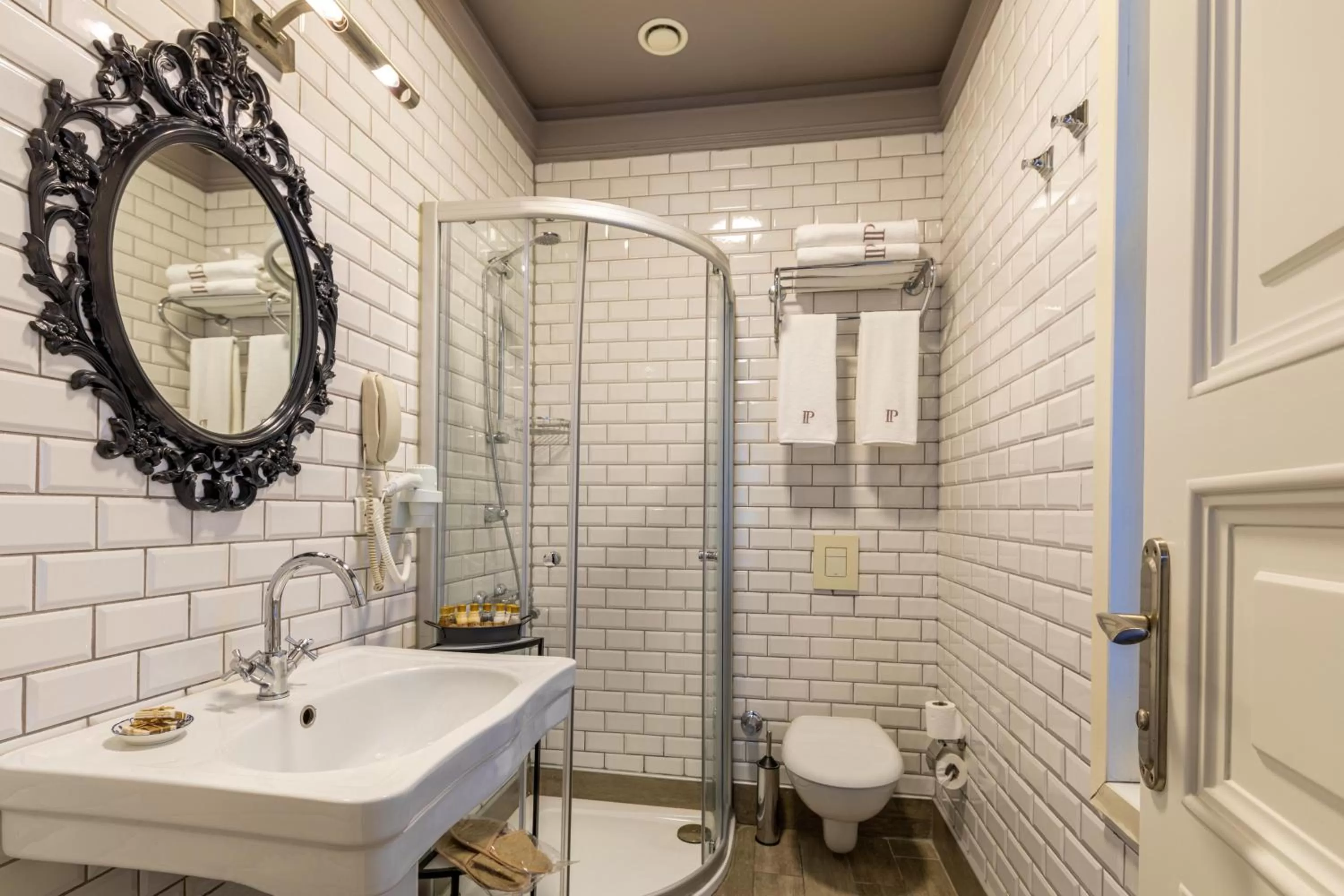 Bathroom in Petros Hotel