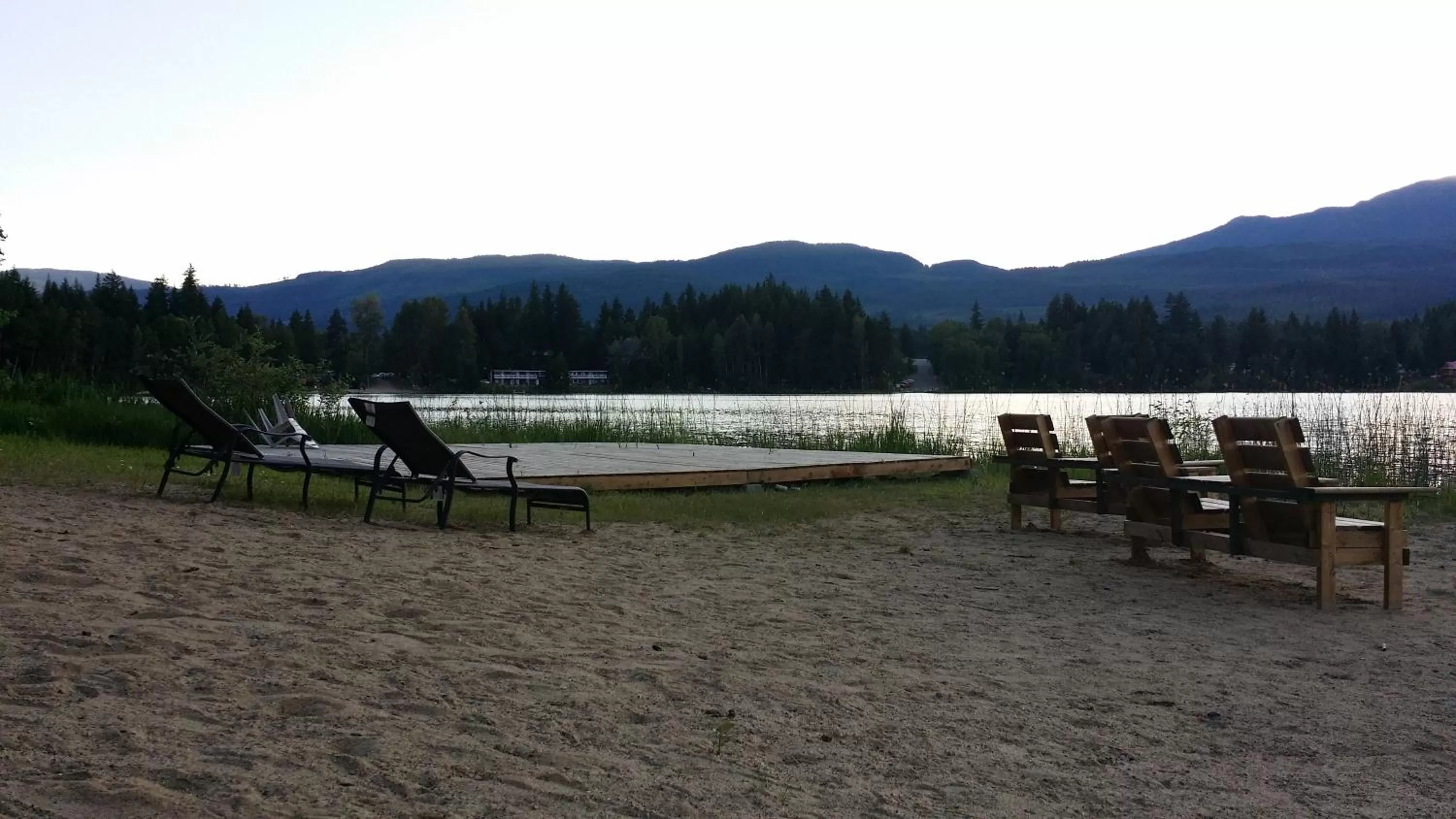 Natural landscape in Hotel Civilia Lakeside by Civilia Golf Retreat