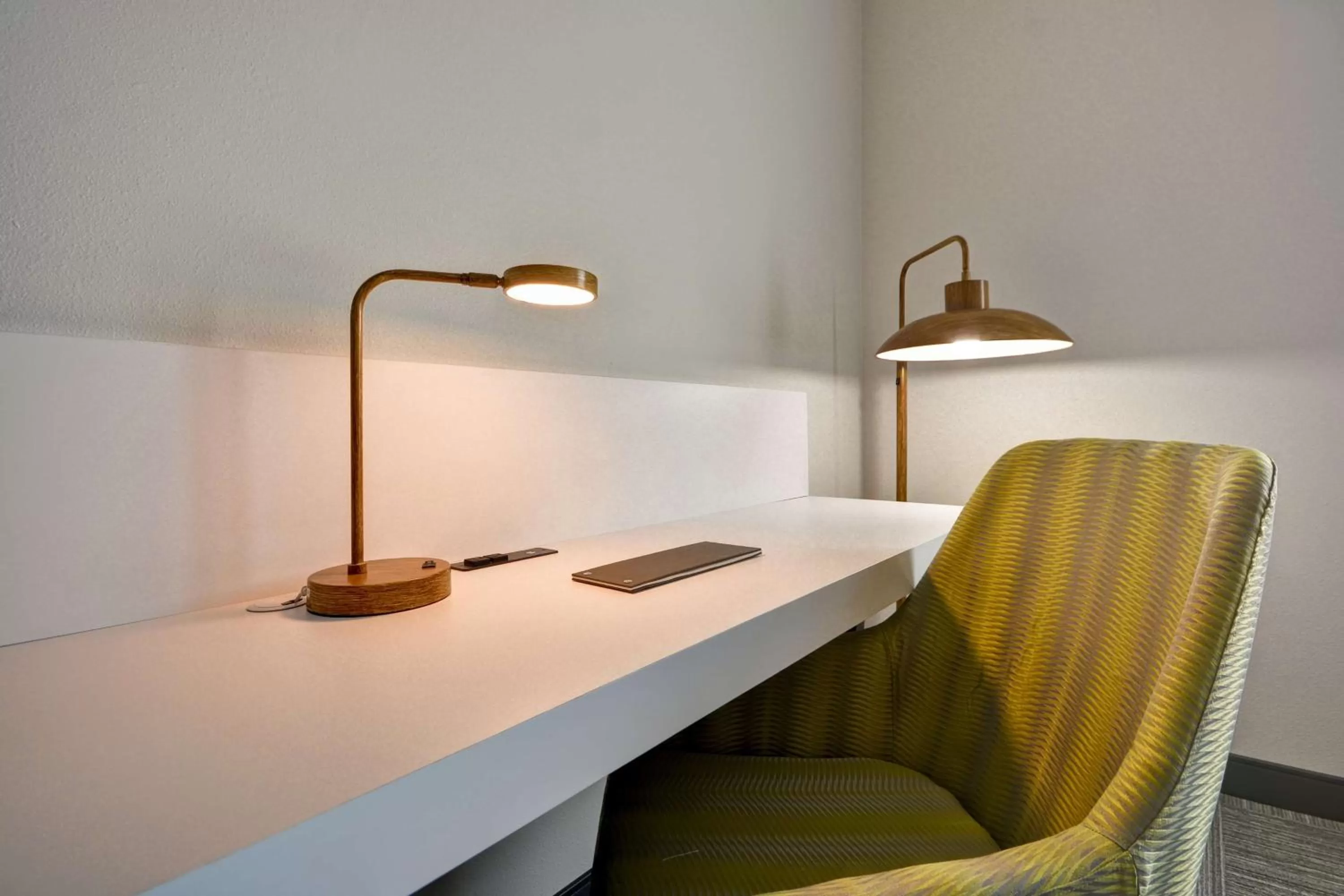 Bedroom in Hilton Garden Inn Tulsa-Broken Arrow, OK