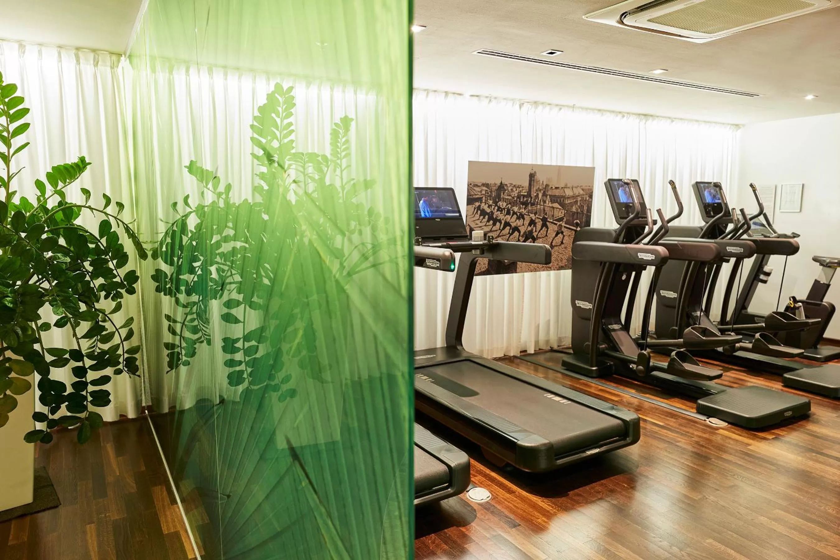 Fitness centre/facilities in Steigenberger Hotel Herrenhof